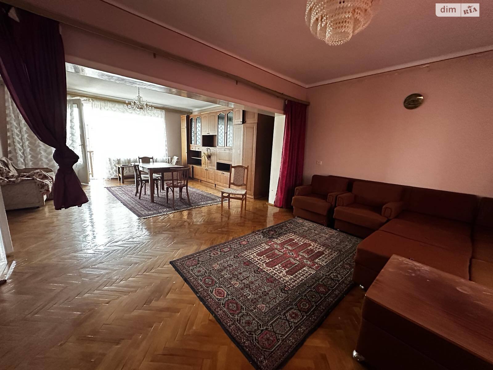 двухэтажный дом с гаражом, 223 кв. м, кирпич. Продажа в Тячеве фото 1 двухэтажный дом с гаражом, 223 кв. м, кирпич. Продажа в Тячеве фото 1
