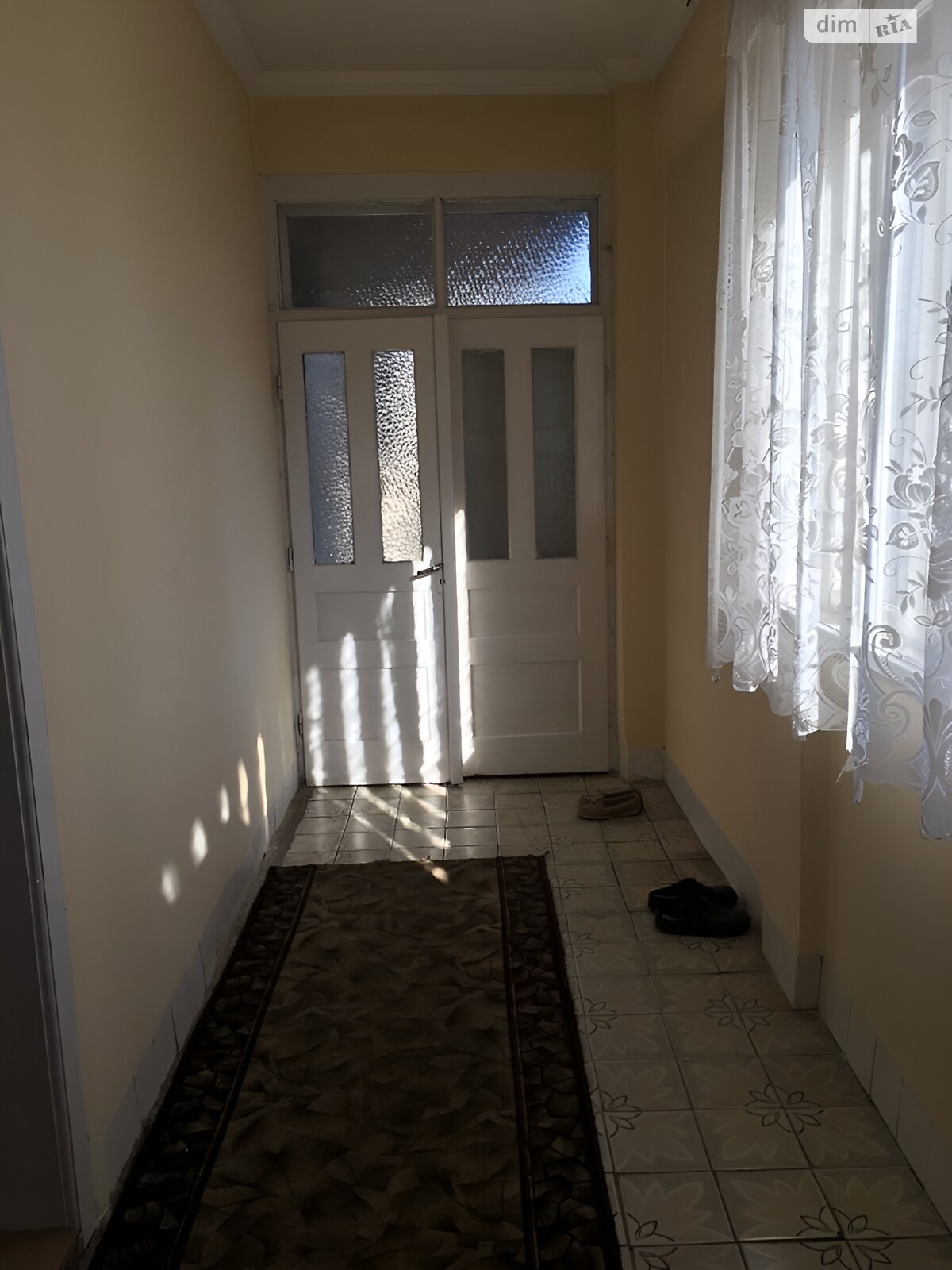 одноповерховий будинок з гаражем, 100 кв. м, цегла. Продаж у Тячеві фото 1 одноповерховий будинок з гаражем, 100 кв. м, цегла. Продаж у Тячеві фото 1