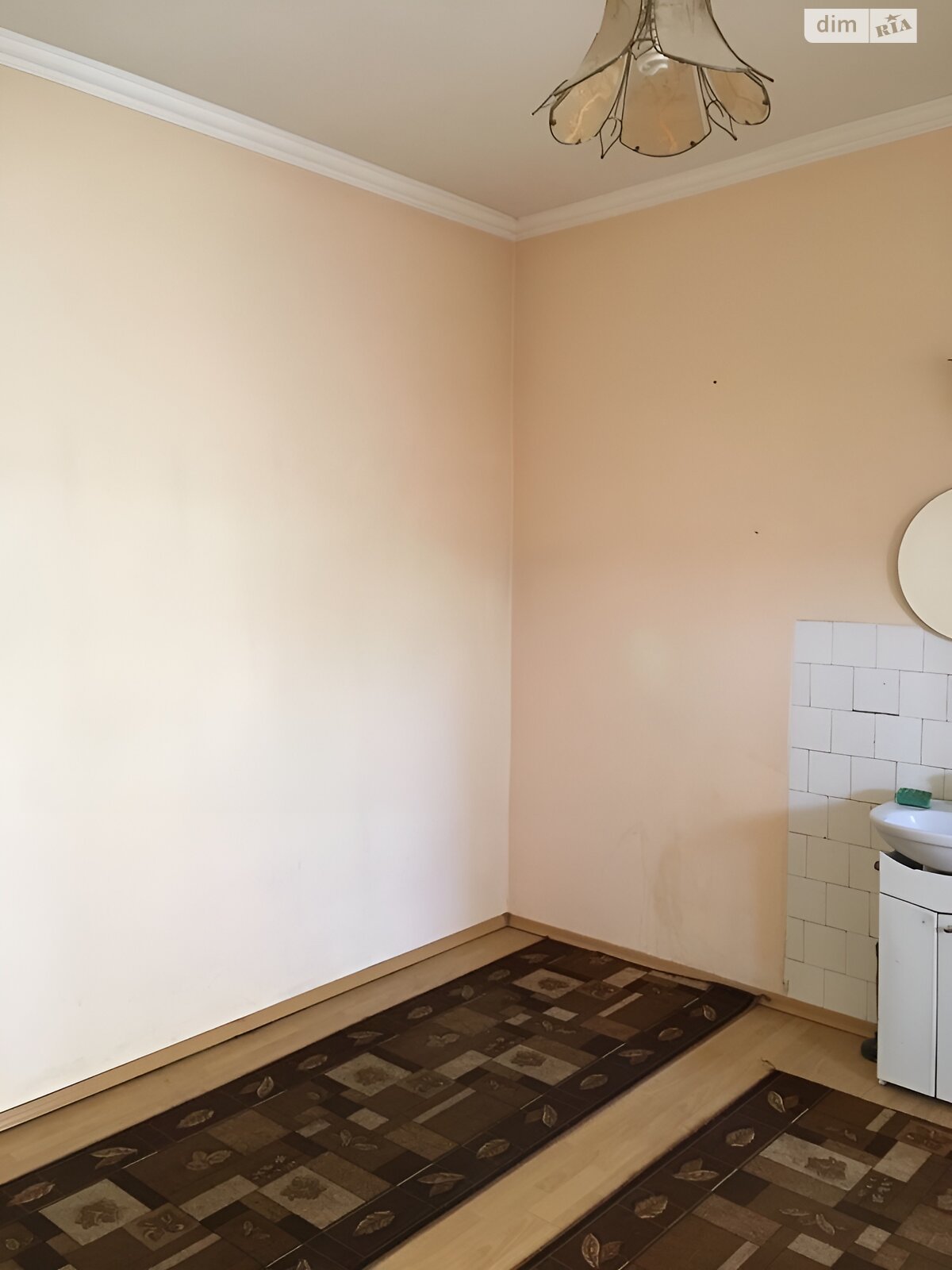 одноповерховий будинок з гаражем, 100 кв. м, цегла. Продаж у Тячеві фото 1 одноповерховий будинок з гаражем, 100 кв. м, цегла. Продаж у Тячеві фото 1