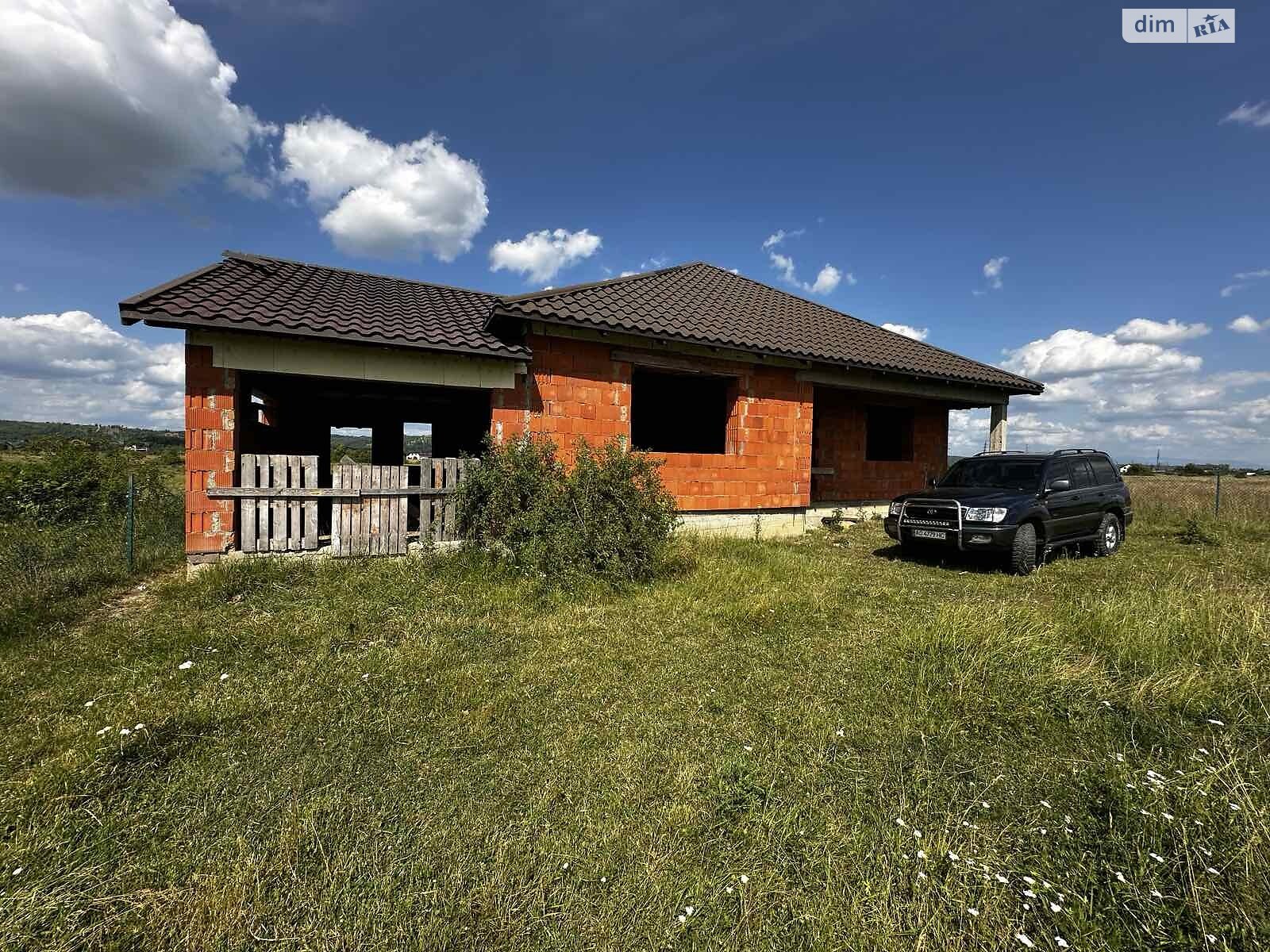 одноэтажный дом, 160 кв. м, кирпич. Продажа в Тячеве фото 1 одноэтажный дом, 160 кв. м, кирпич. Продажа в Тячеве фото 1