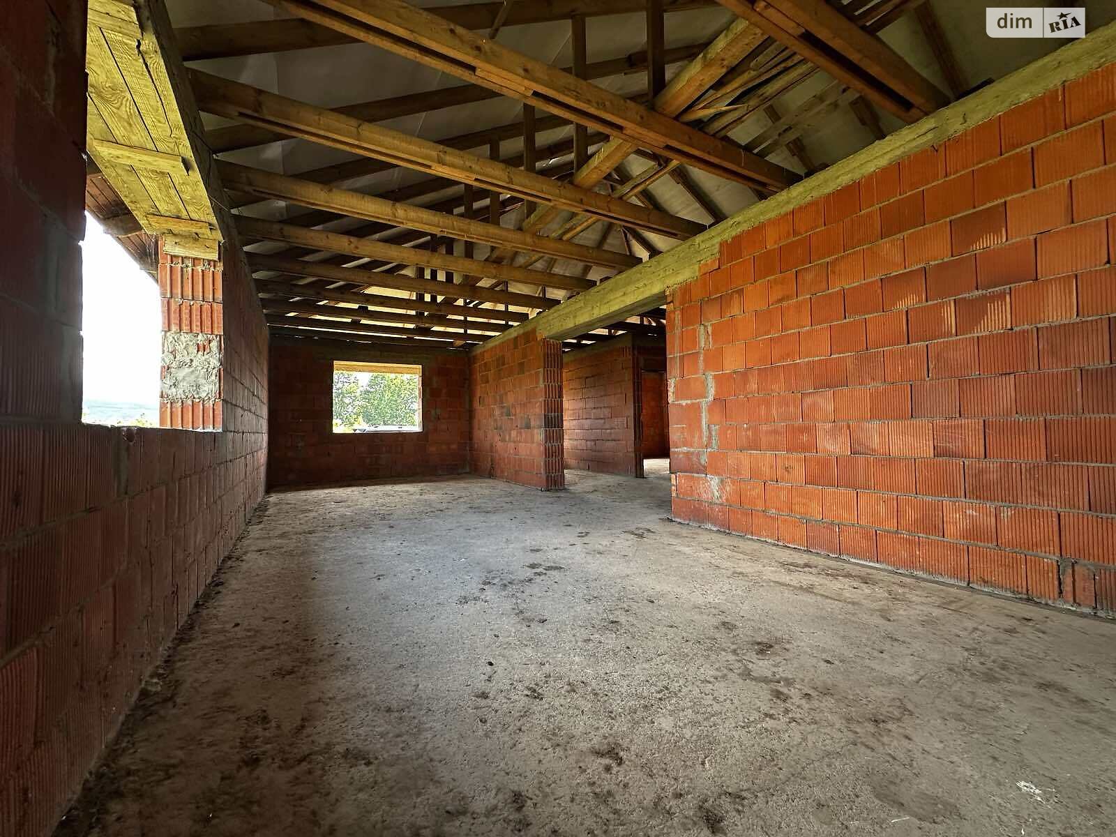 одноэтажный дом, 160 кв. м, кирпич. Продажа в Тячеве фото 1 одноэтажный дом, 160 кв. м, кирпич. Продажа в Тячеве фото 1