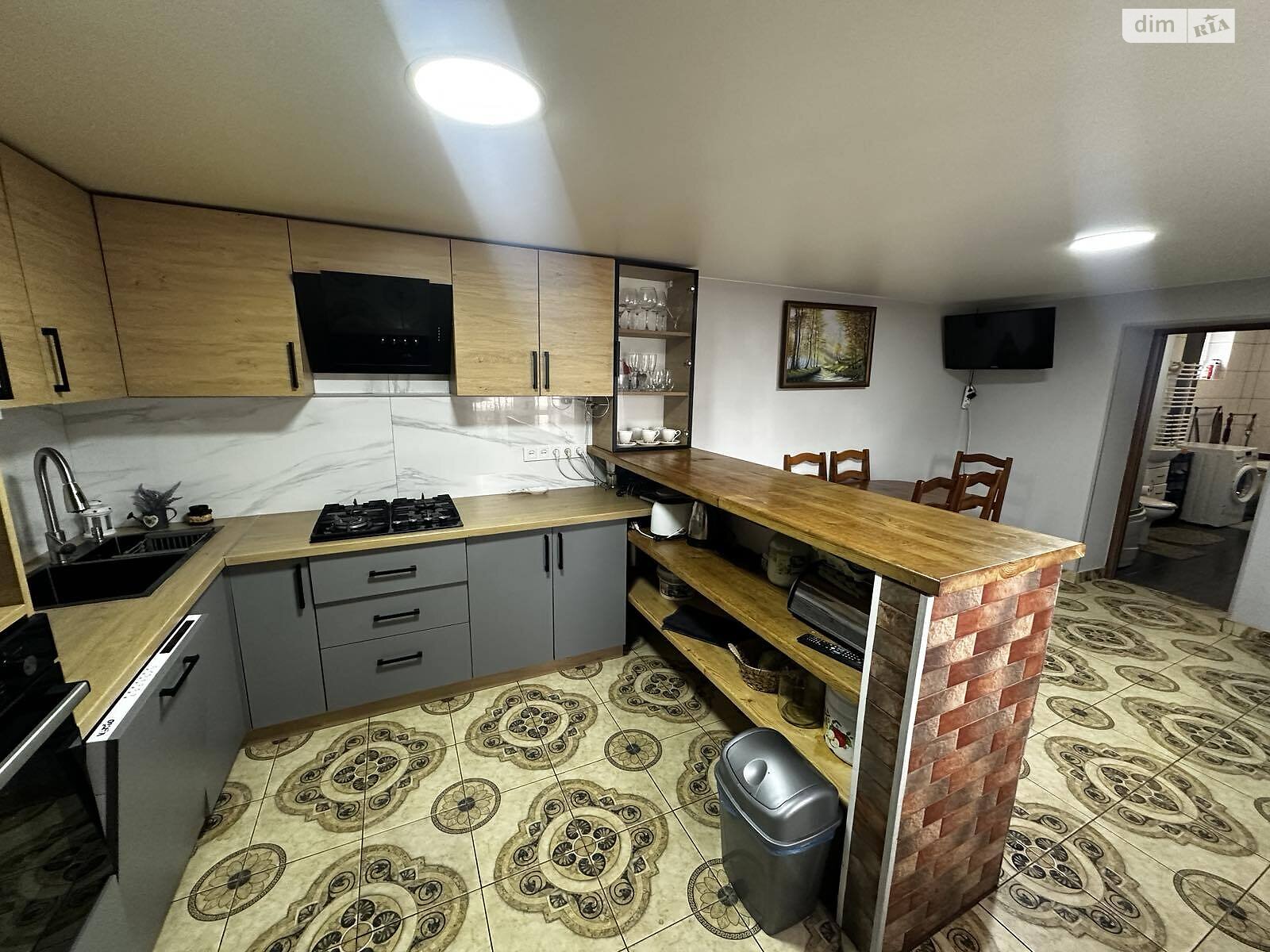 двоповерховий будинок з гаражем, 142 кв. м, цегла. Продаж у Тячеві фото 1 двоповерховий будинок з гаражем, 142 кв. м, цегла. Продаж у Тячеві фото 1