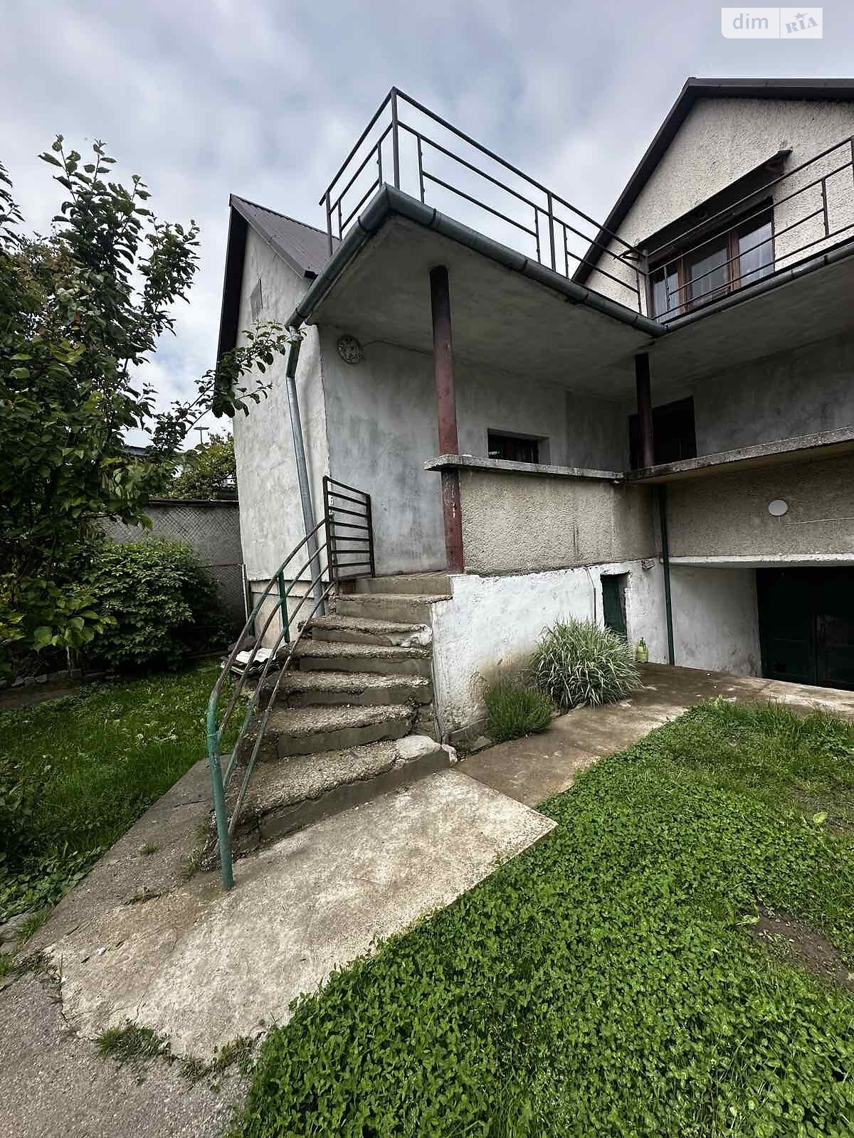 двоповерховий будинок з гаражем, 142 кв. м, цегла. Продаж у Тячеві фото 1 двоповерховий будинок з гаражем, 142 кв. м, цегла. Продаж у Тячеві фото 1