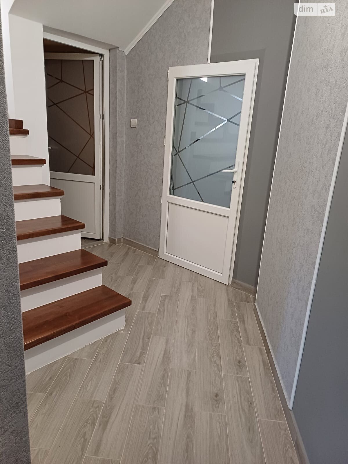 двоповерховий будинок з верандою, 199.9 кв. м, цегла. Продаж у Тячеві фото 1 двоповерховий будинок з верандою, 199.9 кв. м, цегла. Продаж у Тячеві фото 1