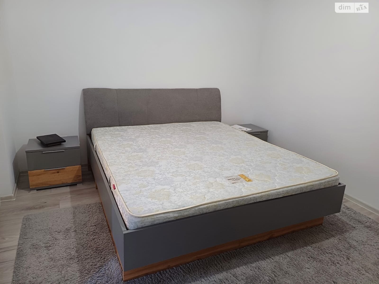 двоповерховий будинок з верандою, 199.9 кв. м, цегла. Продаж у Тячеві фото 1 двоповерховий будинок з верандою, 199.9 кв. м, цегла. Продаж у Тячеві фото 1
