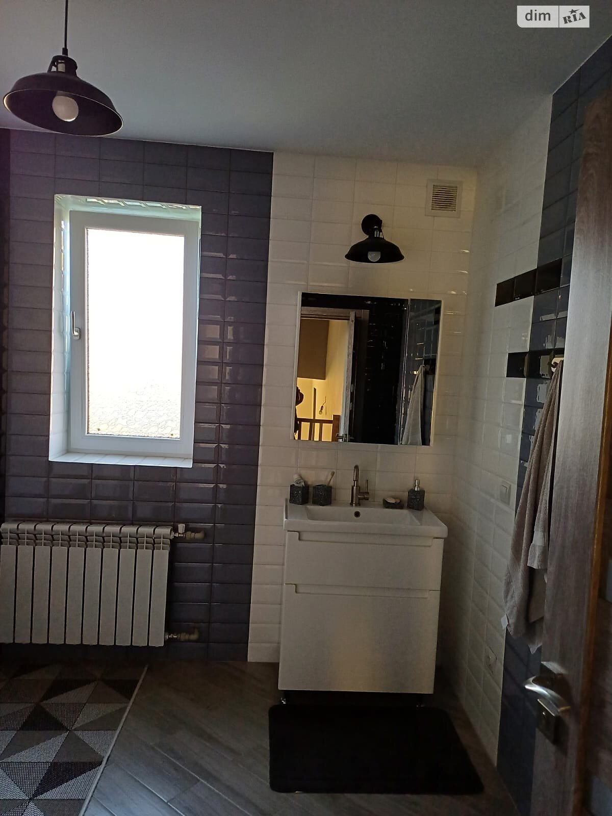 двоповерховий будинок з верандою, 199.9 кв. м, цегла. Продаж у Тячеві фото 1 двоповерховий будинок з верандою, 199.9 кв. м, цегла. Продаж у Тячеві фото 1