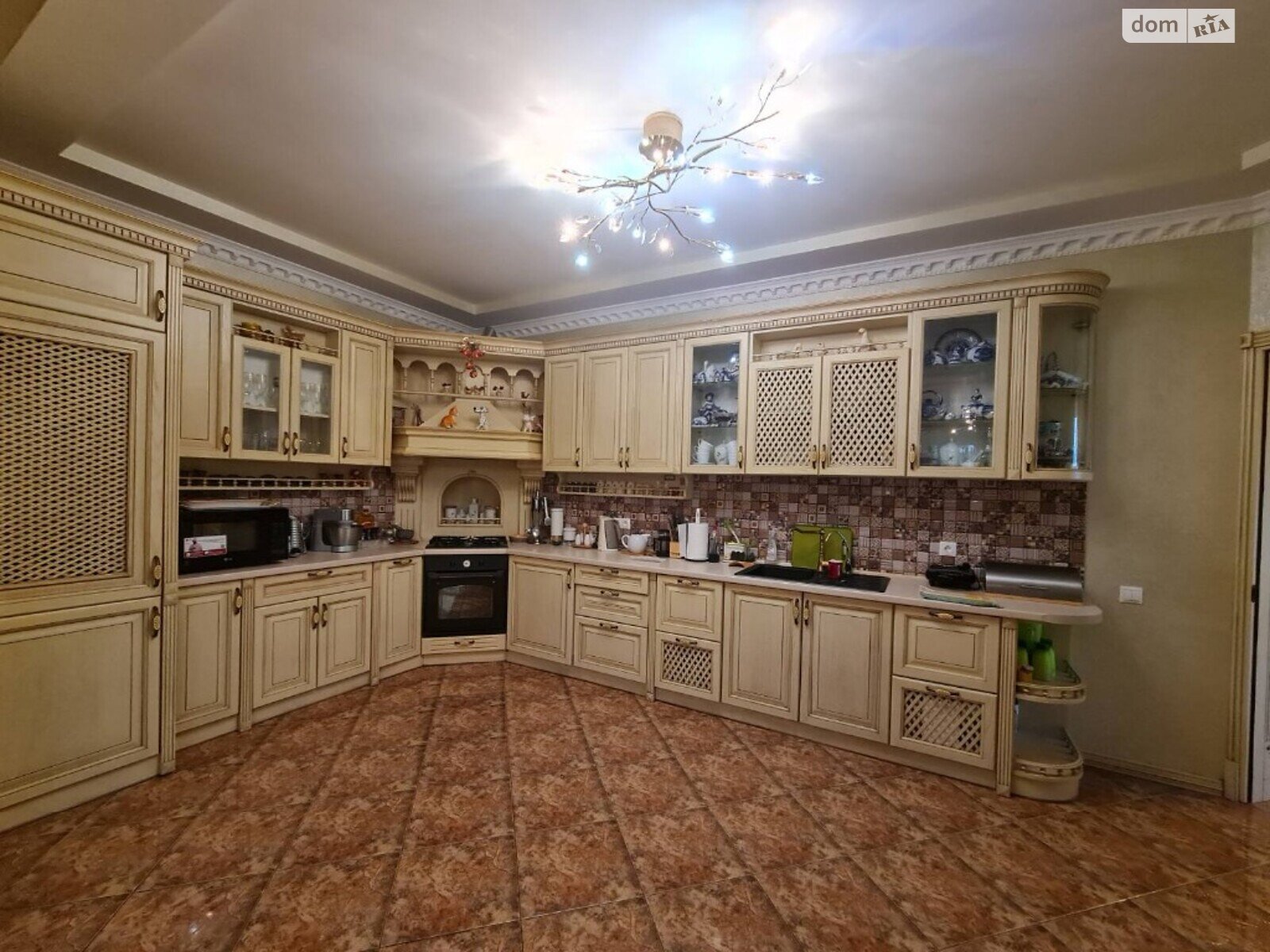 двоповерховий будинок з ремонтом, 265 кв. м, цегла. Продаж у Селищі фото 1