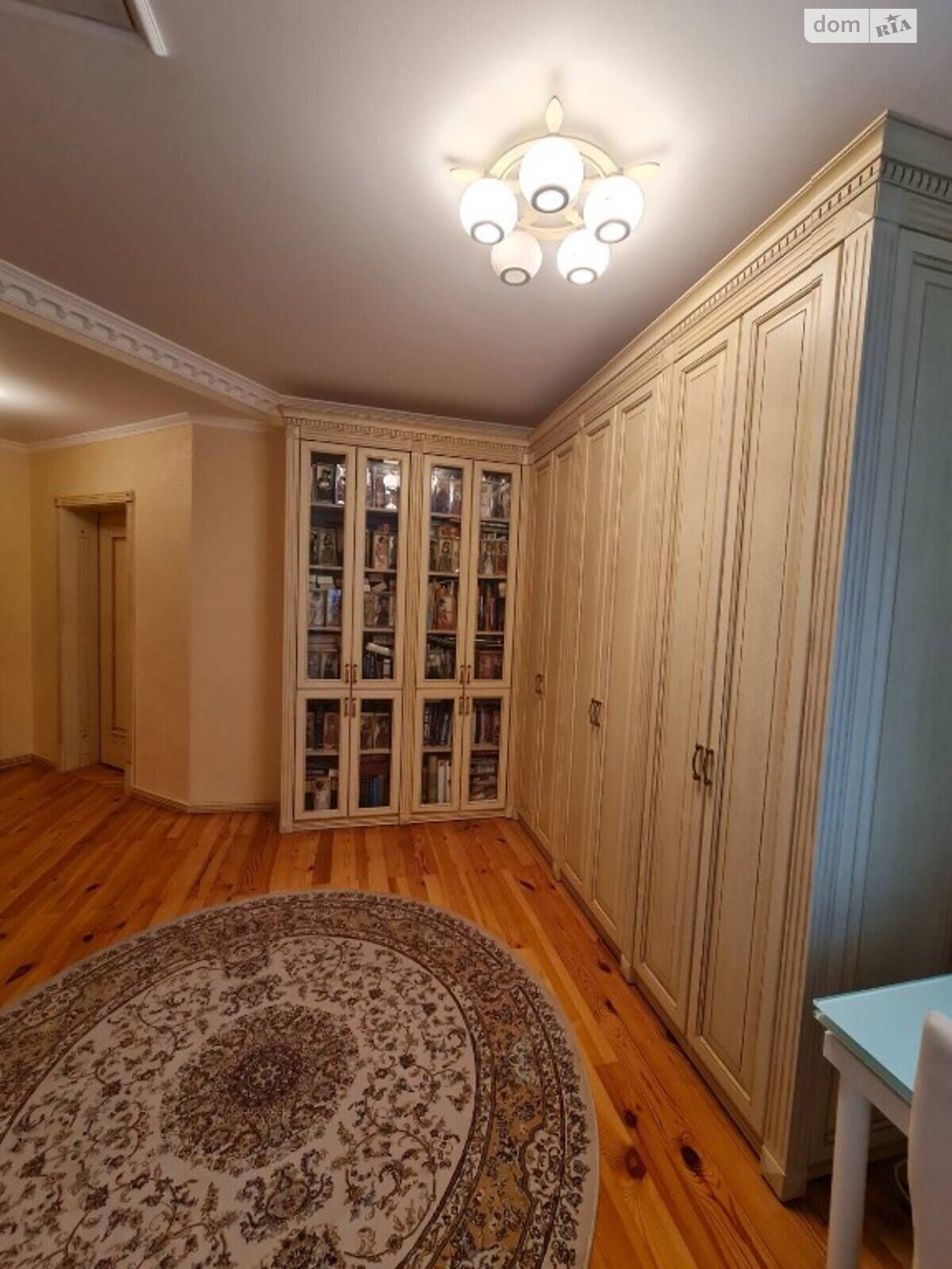 двоповерховий будинок з ремонтом, 265 кв. м, цегла. Продаж у Селищі фото 1