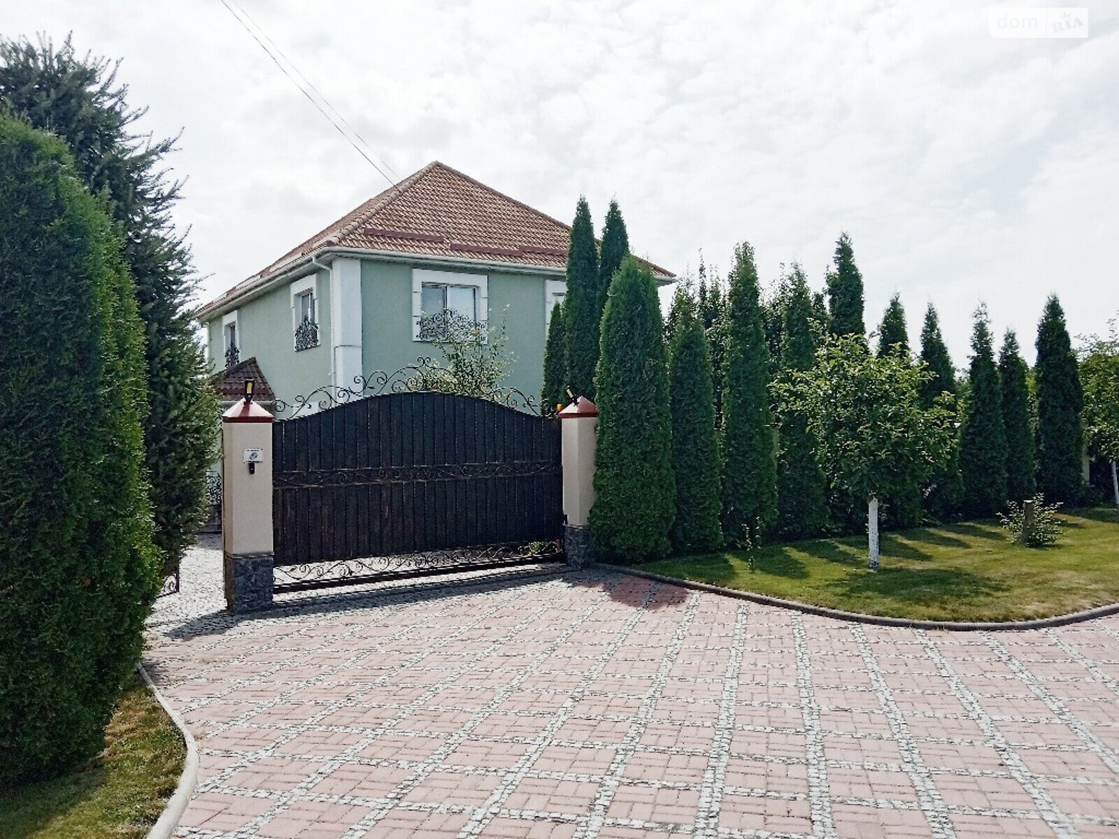 двоповерховий будинок з ремонтом, 265 кв. м, цегла. Продаж у Селищі фото 1