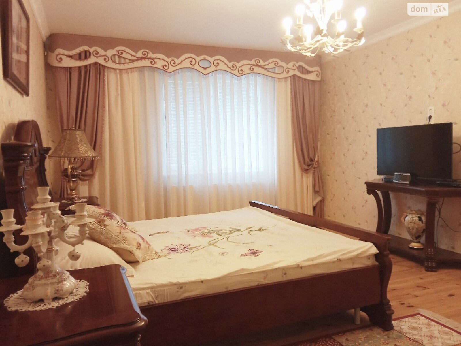 двоповерховий будинок з ремонтом, 265 кв. м, цегла. Продаж у Селищі фото 1