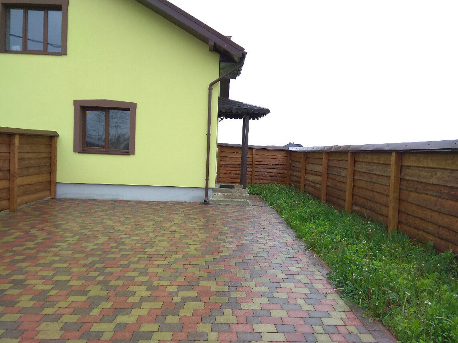 двоповерховий будинок з балконом, 240 кв. м, кирпич. Продаж в Івано-Франківську фото 1 двоповерховий будинок з балконом, 240 кв. м, кирпич. Продаж в Івано-Франківську фото 1