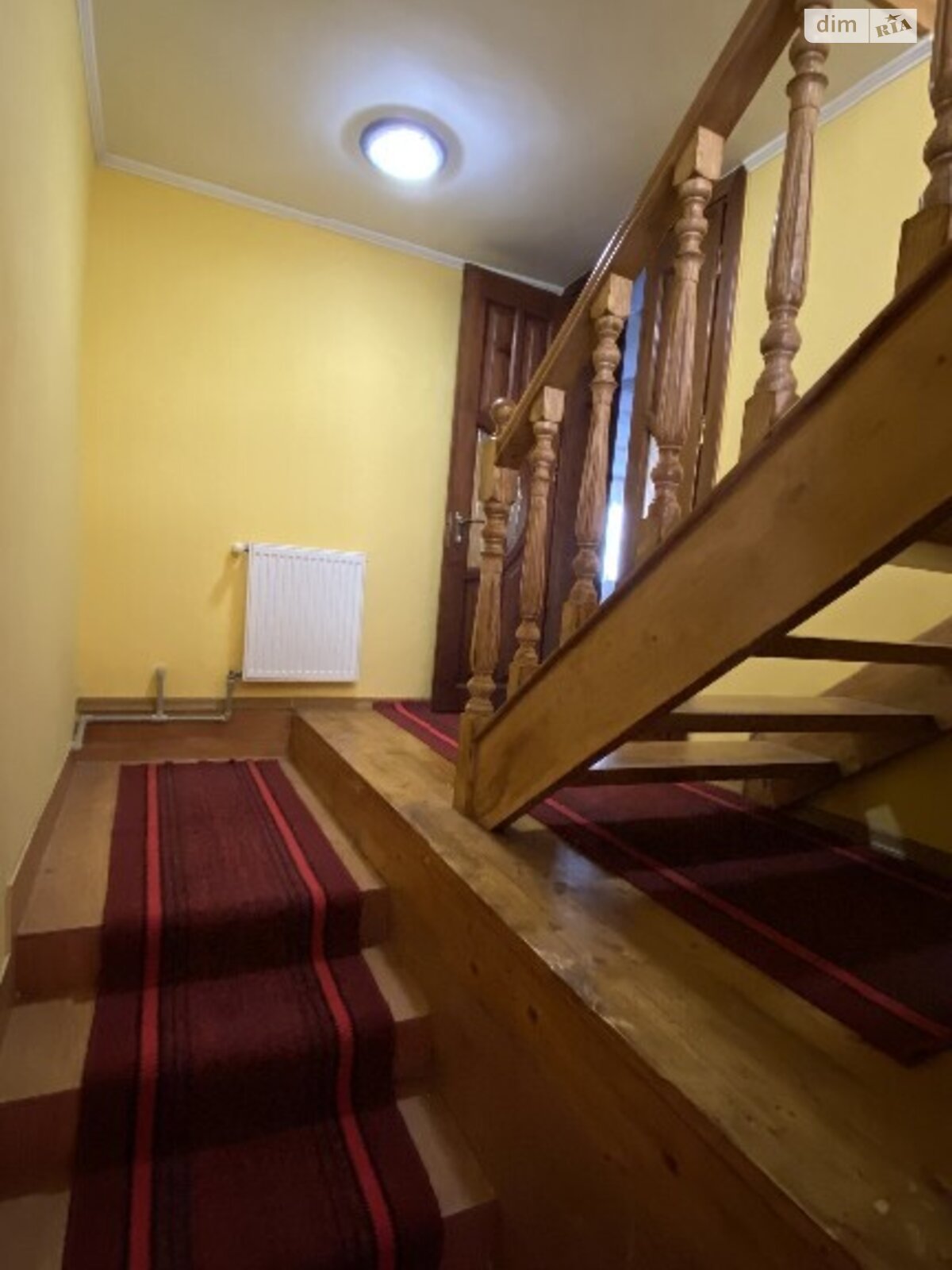 триповерховий будинок з балконом, 254 кв. м, цегла. Продаж у Тисмениці фото 1