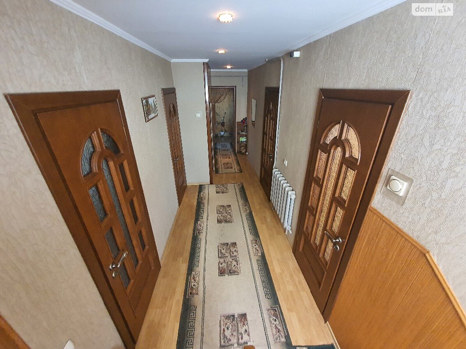 двухэтажный дом с ремонтом, 350 кв. м, кирпич. Продажа в Тысменице фото 1