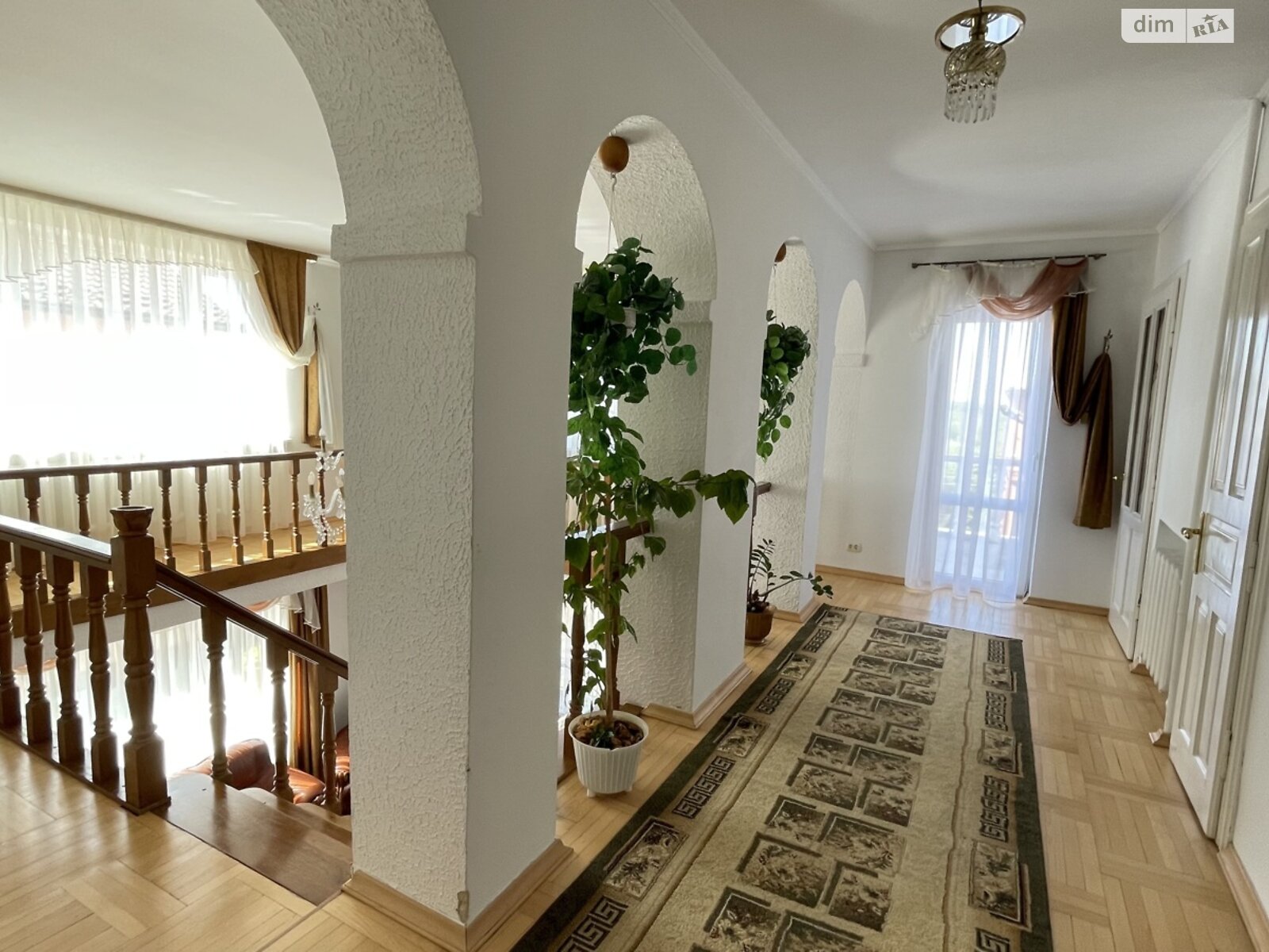 двоповерховий будинок, 284 кв. м, цегла. Продаж у Тисмениці фото 1 двоповерховий будинок, 284 кв. м, цегла. Продаж у Тисмениці фото 1