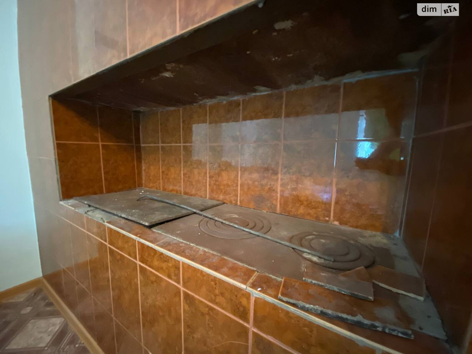 двоповерховий будинок з гаражем, 90 кв. м, кирпич. Продаж у Тютьках фото 1