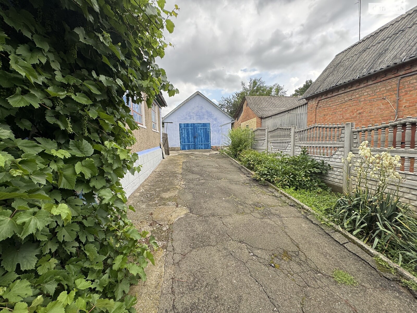 одноповерховий будинок з гаражем, 119 кв. м, кирпич. Продаж у Тиврові фото 1