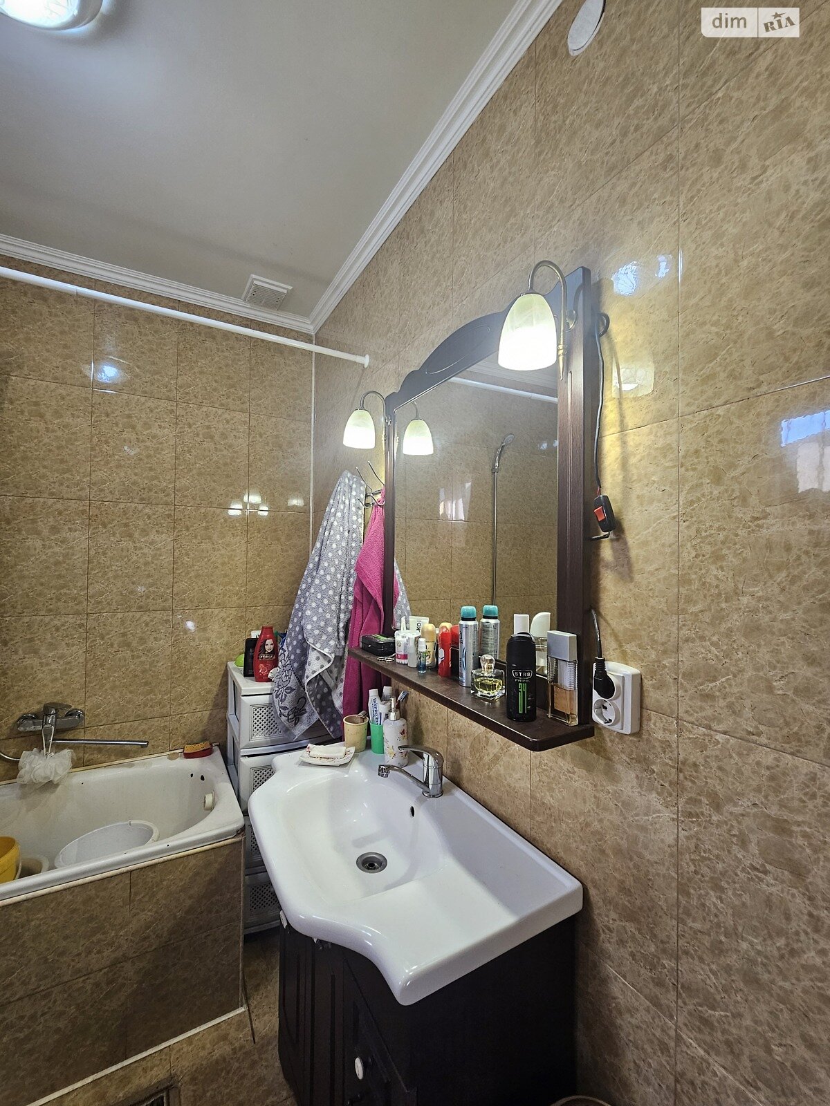 двухэтажный дом с гаражом, 129.5 кв. м, кирпич. Продажа в Угле фото 1 двухэтажный дом с гаражом, 129.5 кв. м, кирпич. Продажа в Угле фото 1