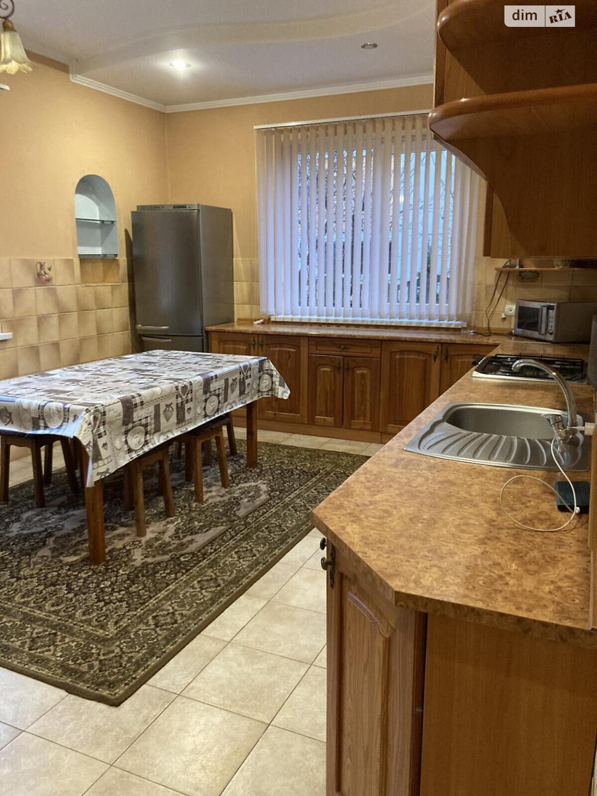 двоповерховий будинок з гаражем, 217.2 кв. м, цегла. Продаж у Угорниках фото 1 двоповерховий будинок з гаражем, 217.2 кв. м, цегла. Продаж у Угорниках фото 1