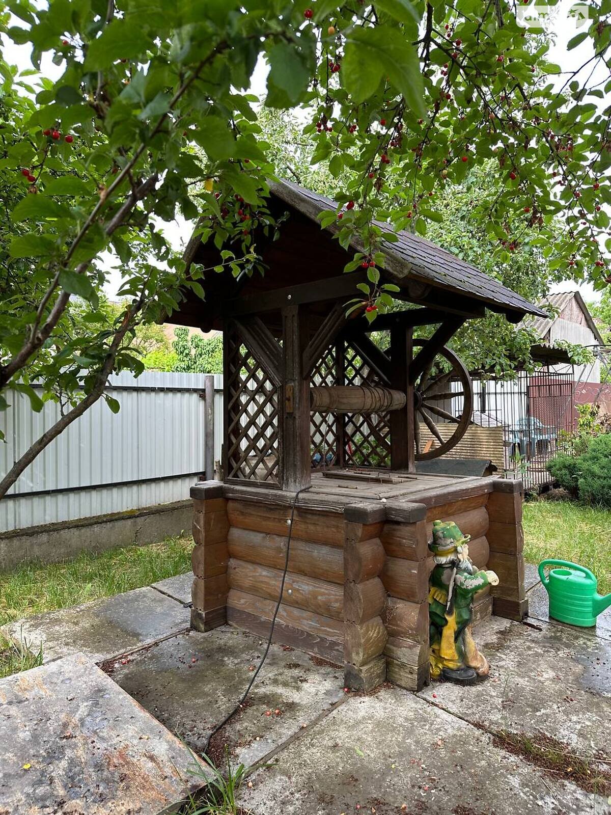 триповерховий будинок з гаражем, 388 кв. м, цегла. Продаж у Угорниках фото 1 триповерховий будинок з гаражем, 388 кв. м, цегла. Продаж у Угорниках фото 1