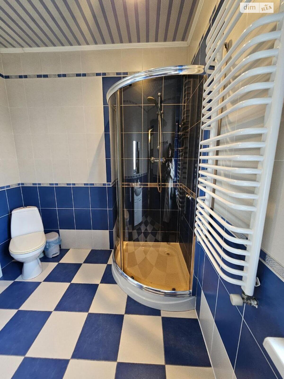 двухэтажный дом с верандой, 207 кв. м, кирпич. Продажа в Угорниках фото 1 двухэтажный дом с верандой, 207 кв. м, кирпич. Продажа в Угорниках фото 1