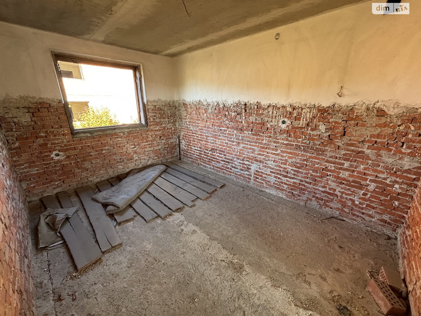 двухэтажный дом с верандой, 290 кв. м, кирпич. Продажа в Угринове фото 1