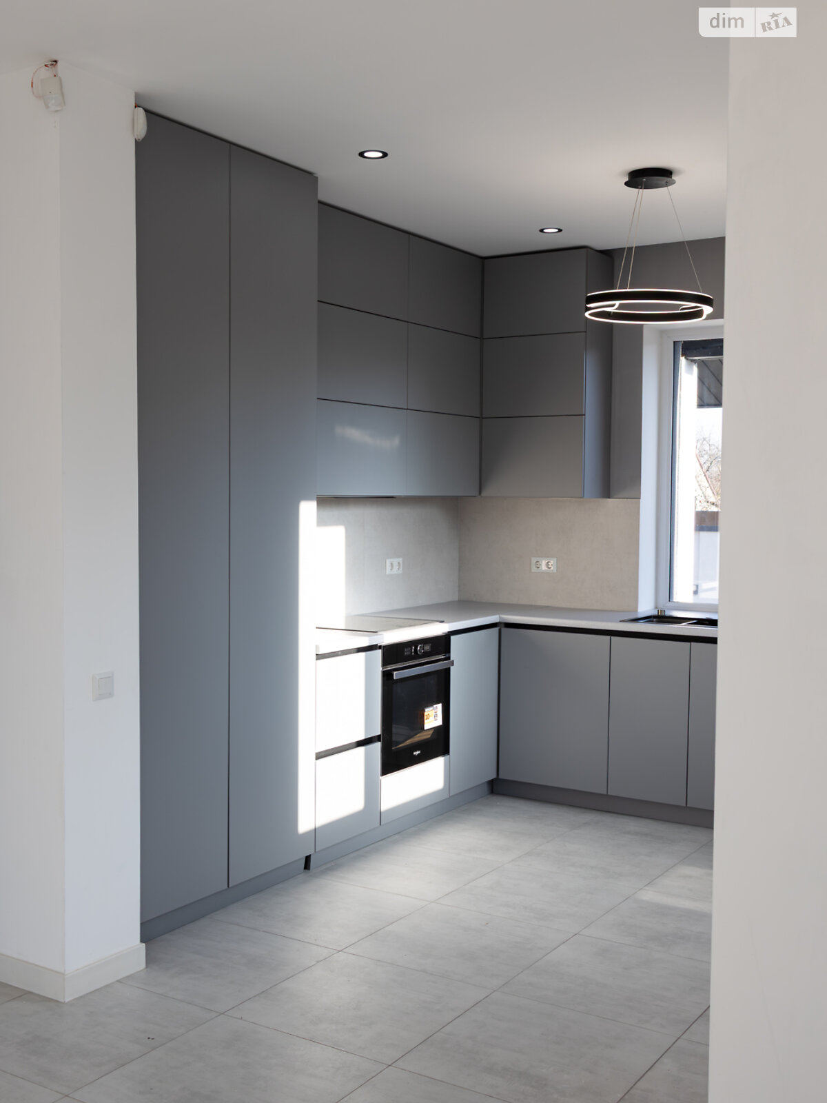 двухэтажный дом с гаражом, 216 кв. м, кирпич. Продажа в Угринове фото 1 двухэтажный дом с гаражом, 216 кв. м, кирпич. Продажа в Угринове фото 1