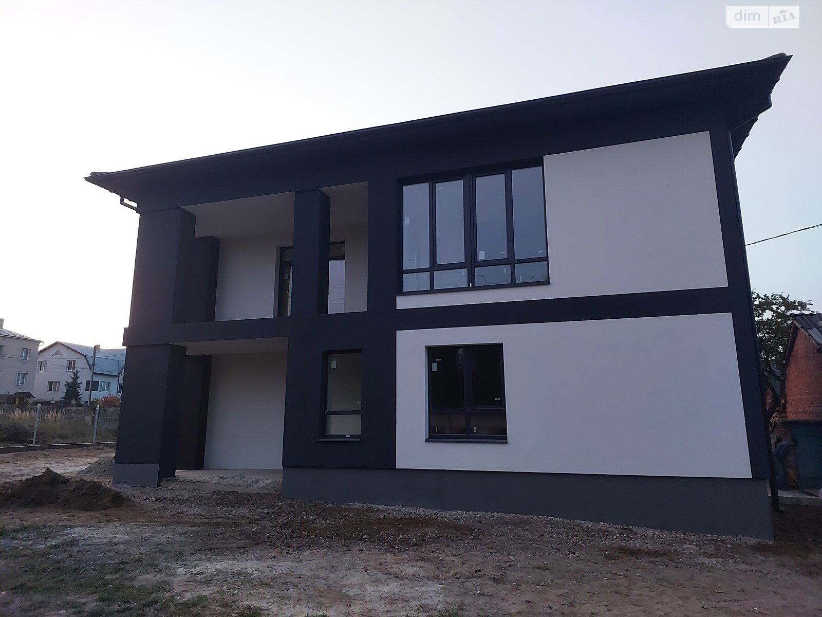 двоповерховий будинок, 210 кв. м, цегла. Продаж у Угринові фото 1 двоповерховий будинок, 210 кв. м, цегла. Продаж у Угринові фото 1