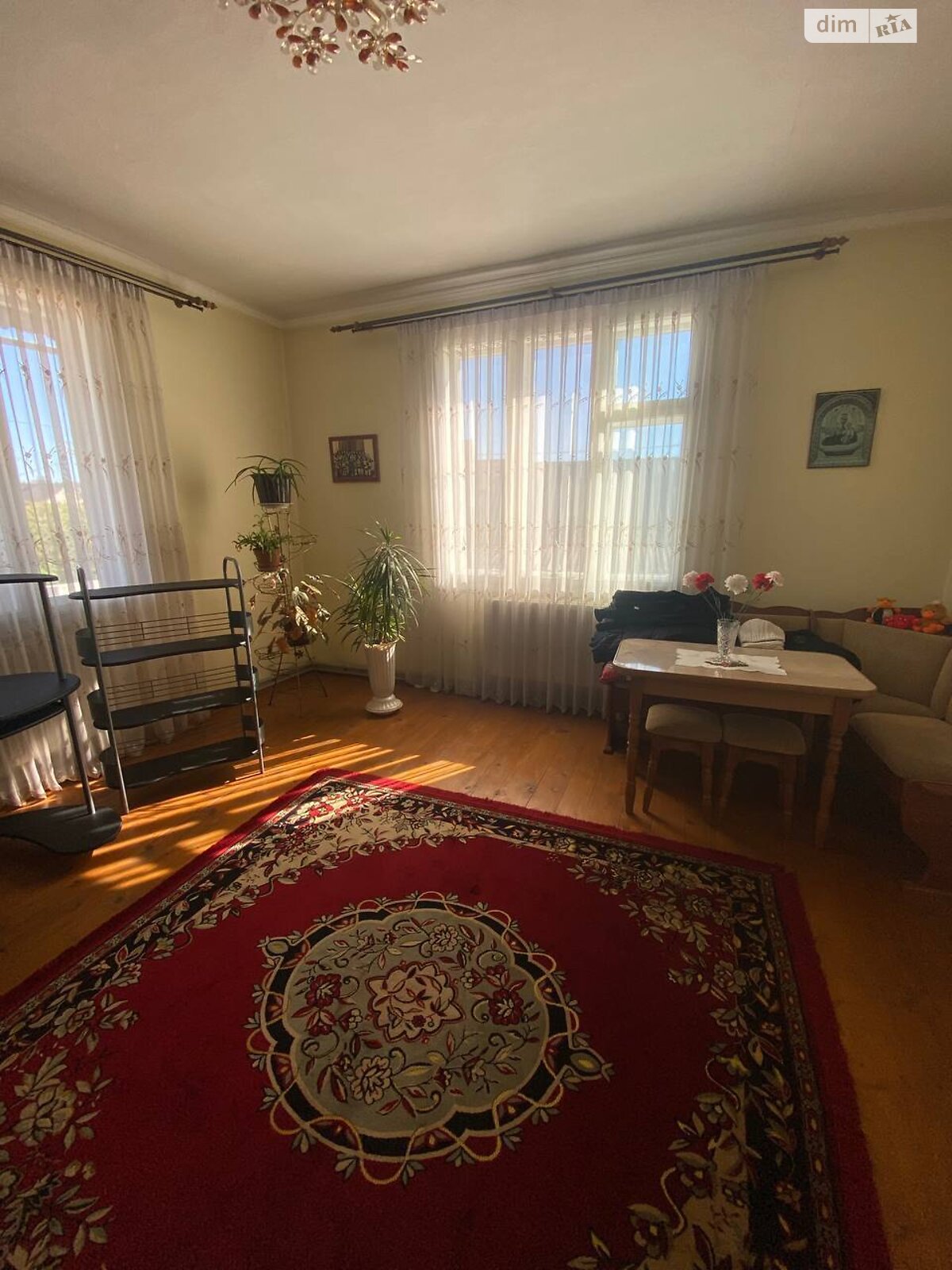 двухэтажный дом с гаражом, 230 кв. м, кирпич. Продажа в Угринове фото 1