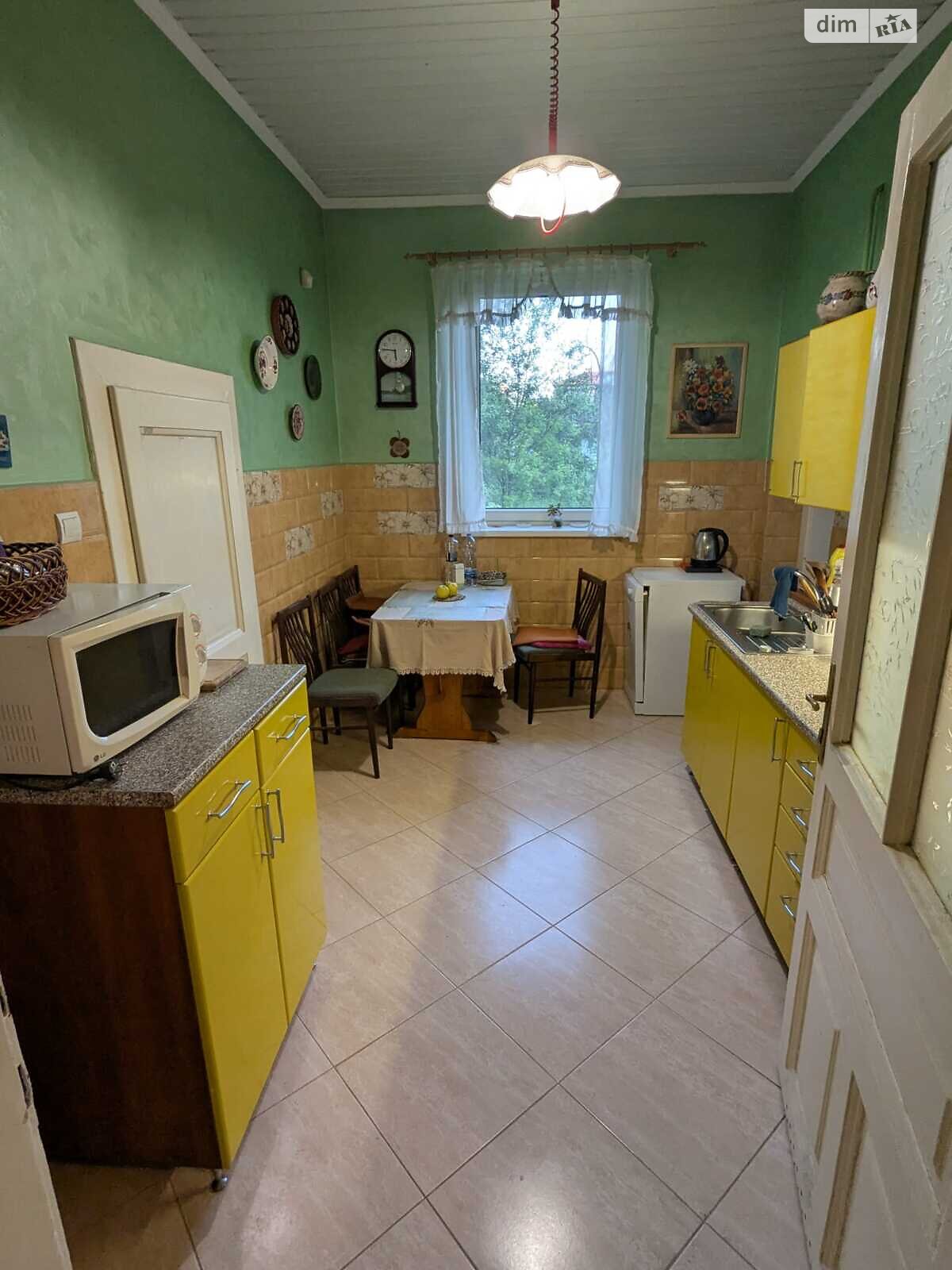 одноповерховий будинок, 125 кв. м, цегла. Продаж у Ужгороді фото 1 одноповерховий будинок, 125 кв. м, цегла. Продаж у Ужгороді фото 1