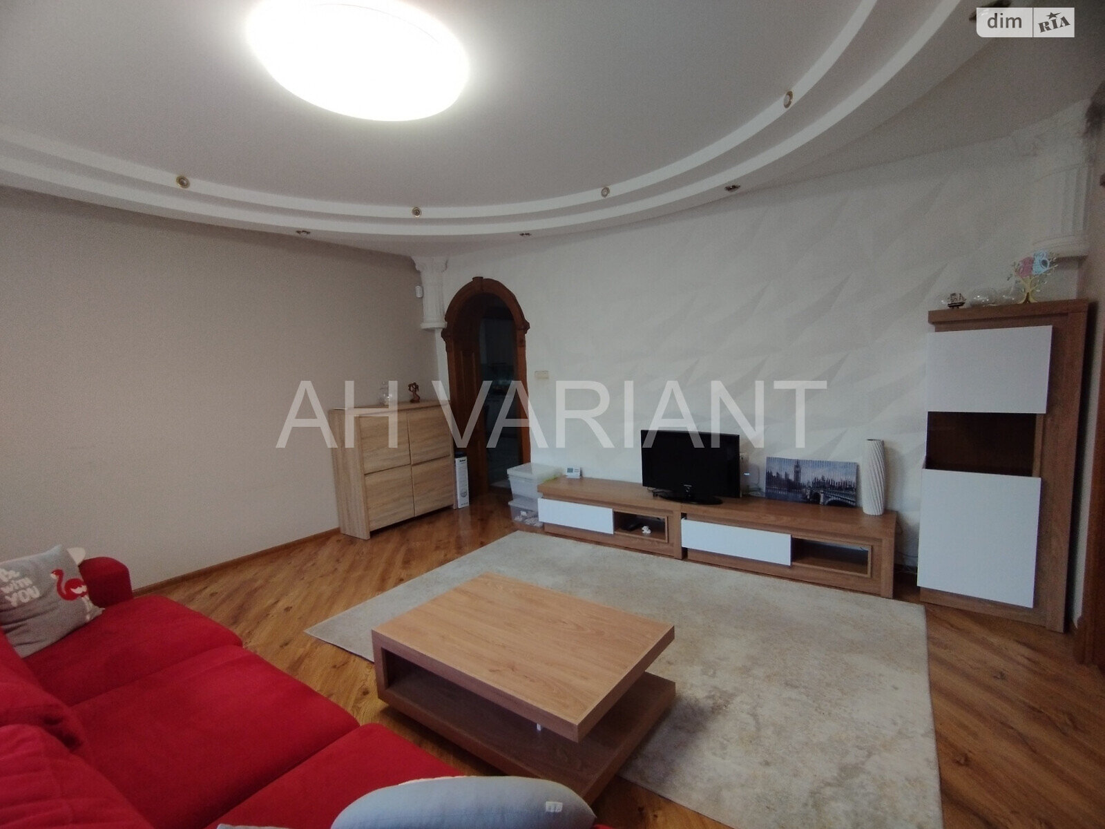 двоповерховий будинок з гаражем, 188 кв. м, цегла. Продаж у Ужгороді фото 1 двоповерховий будинок з гаражем, 188 кв. м, цегла. Продаж у Ужгороді фото 1