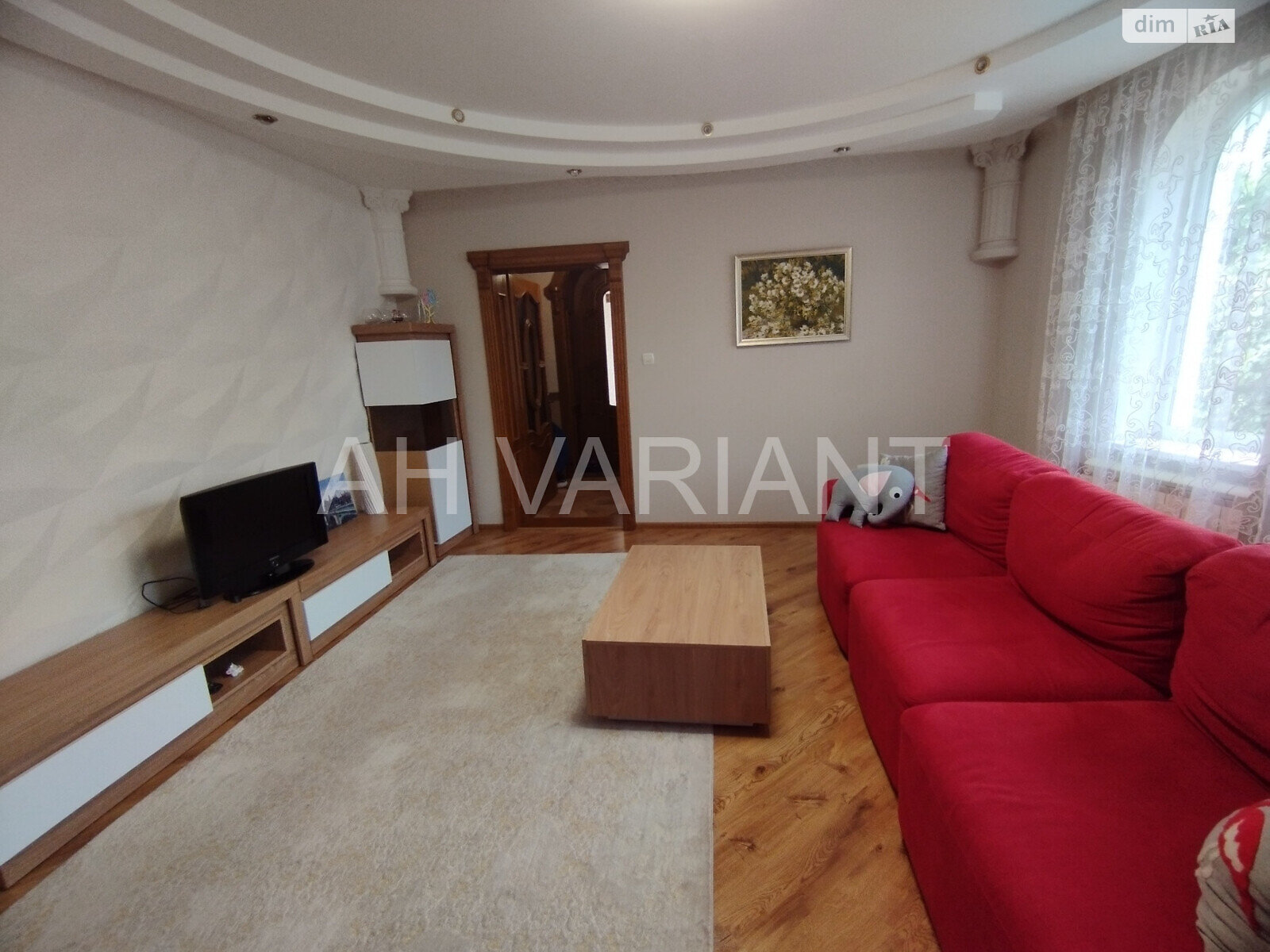 двоповерховий будинок з гаражем, 188 кв. м, цегла. Продаж у Ужгороді фото 1 двоповерховий будинок з гаражем, 188 кв. м, цегла. Продаж у Ужгороді фото 1