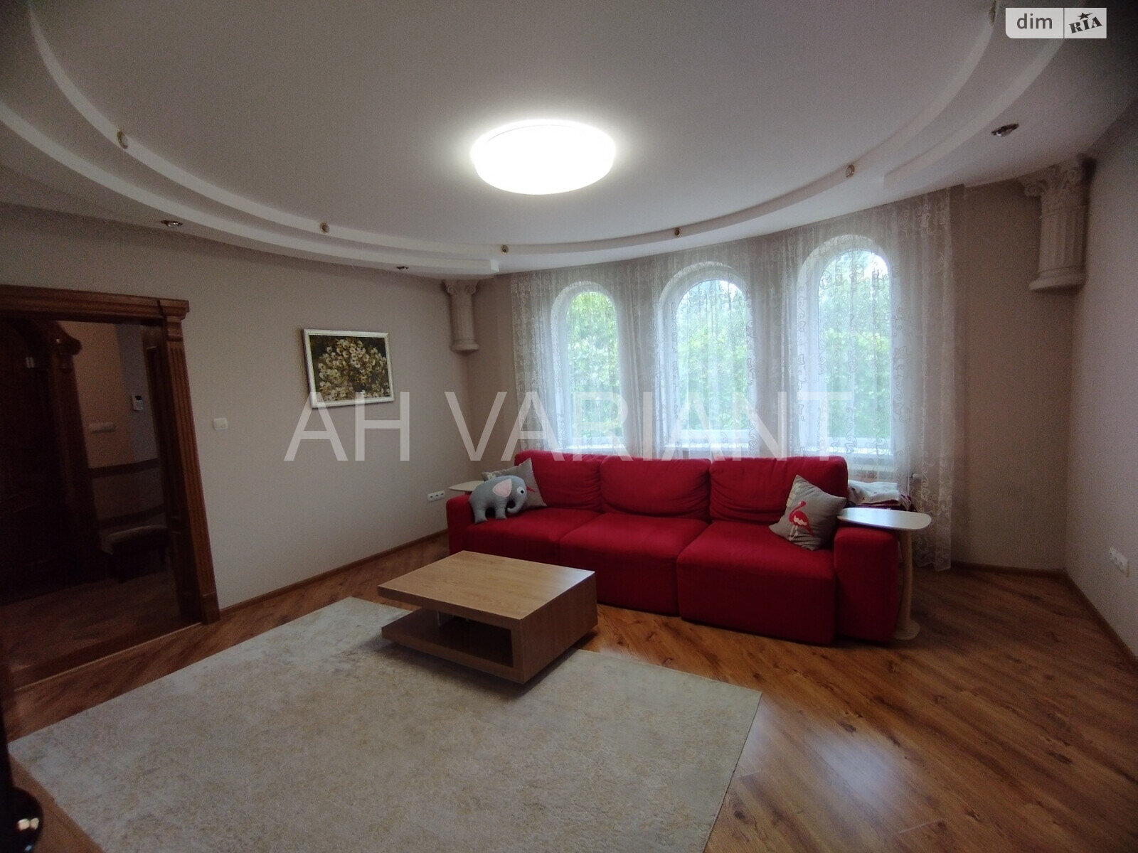 двоповерховий будинок з гаражем, 188 кв. м, цегла. Продаж у Ужгороді фото 1 двоповерховий будинок з гаражем, 188 кв. м, цегла. Продаж у Ужгороді фото 1