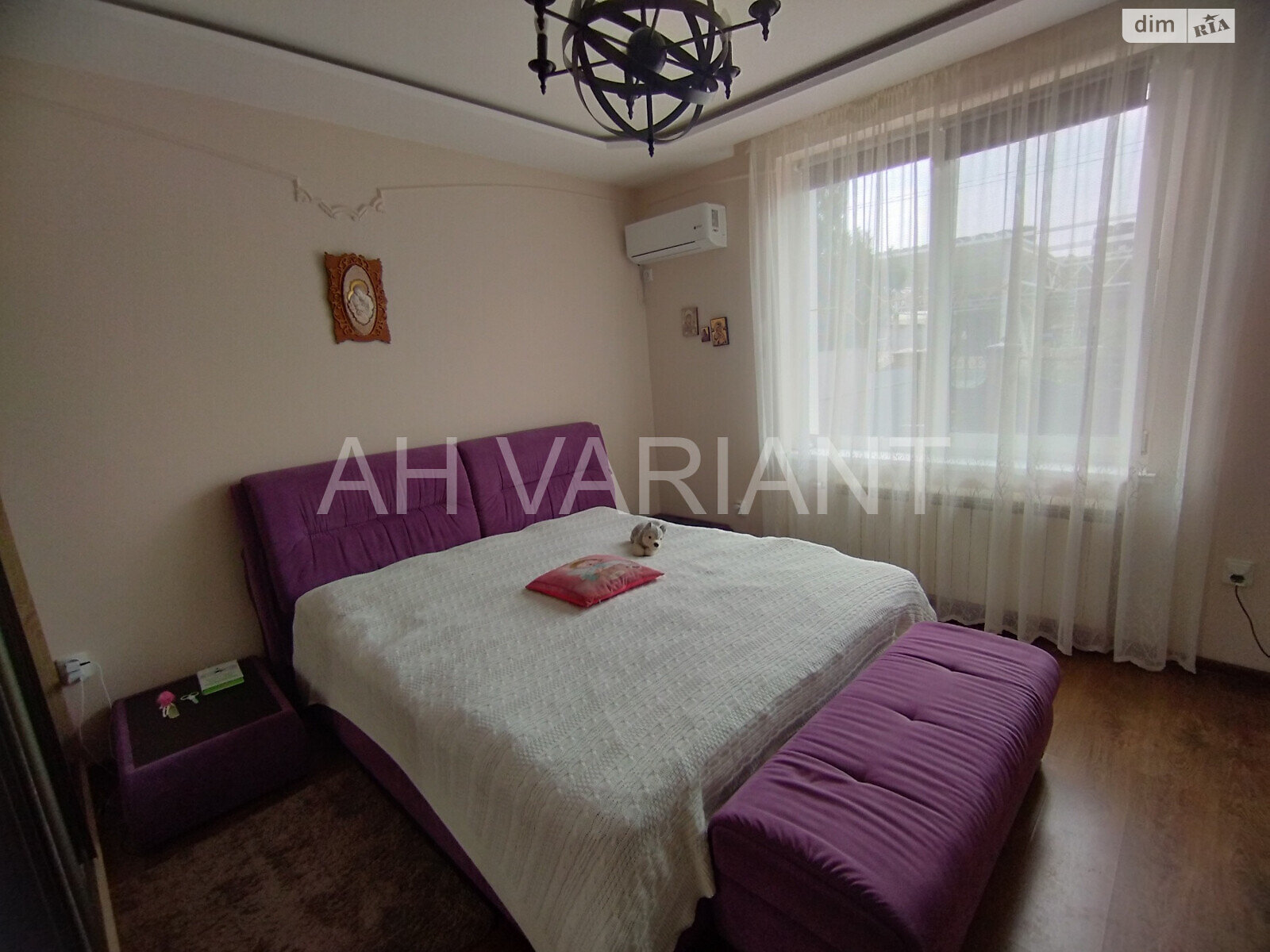 двоповерховий будинок з гаражем, 188 кв. м, цегла. Продаж у Ужгороді фото 1 двоповерховий будинок з гаражем, 188 кв. м, цегла. Продаж у Ужгороді фото 1