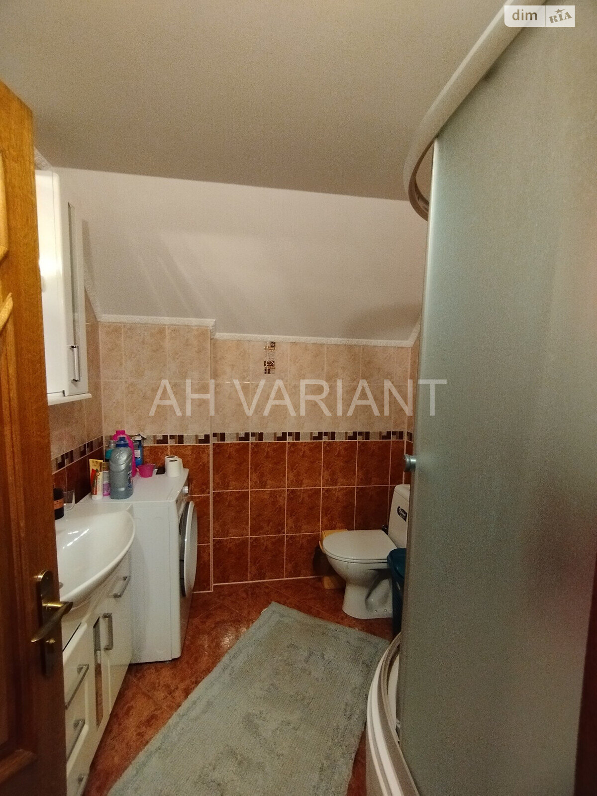 двоповерховий будинок з гаражем, 188 кв. м, цегла. Продаж у Ужгороді фото 1 двоповерховий будинок з гаражем, 188 кв. м, цегла. Продаж у Ужгороді фото 1