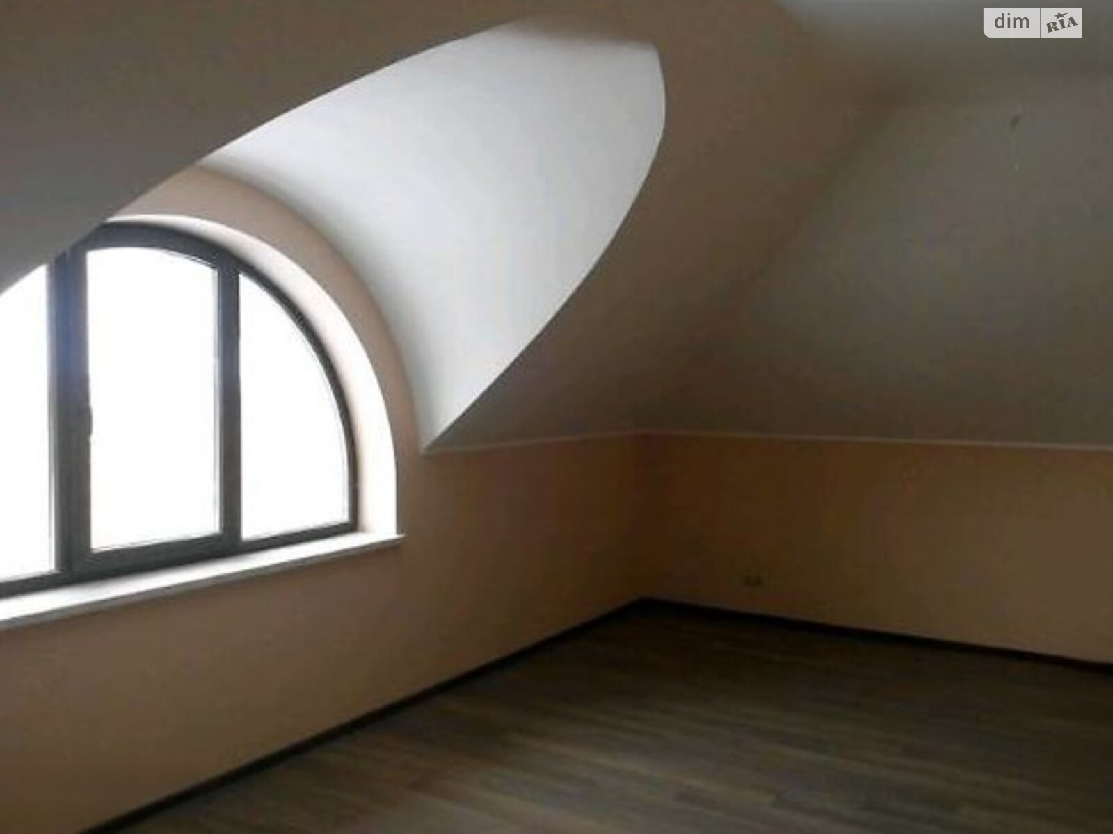 двоповерховий будинок, 200 кв. м, цегла. Продаж в Ужгороді, район БАМ фото 1 двоповерховий будинок, 200 кв. м, цегла. Продаж в Ужгороді, район БАМ фото 1