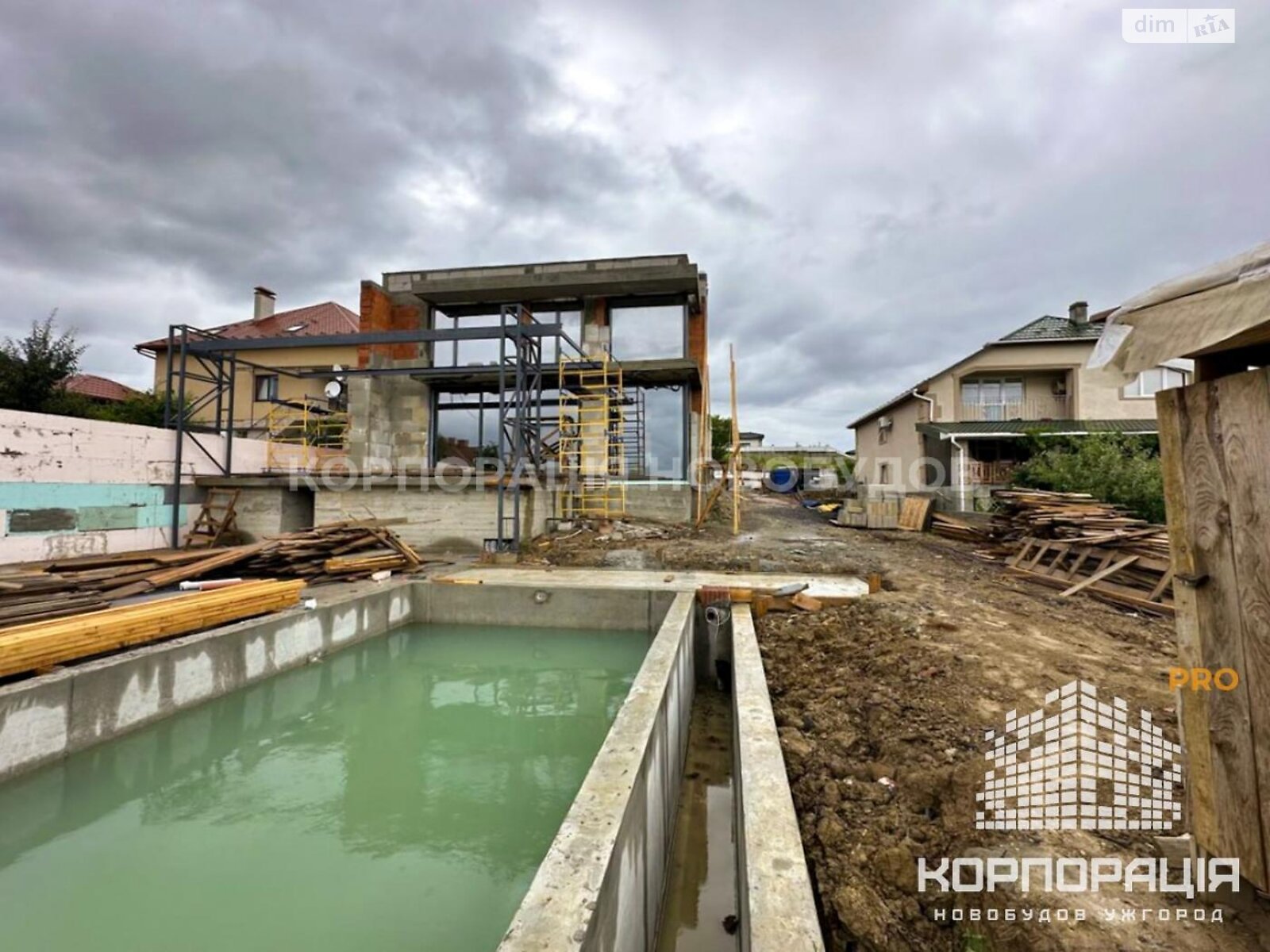 двухэтажный дом, 276.26 кв. м, кирпич. Продажа в Ужгороде район БАМ фото 1 двухэтажный дом, 276.26 кв. м, кирпич. Продажа в Ужгороде район БАМ фото 1