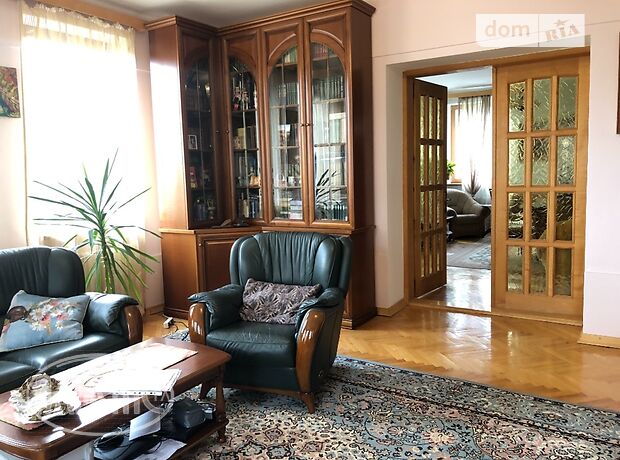 двухэтажный дом с камином, 269 кв. м, кирпич. Продажа в Ужгороде район БАМ фото 1 двухэтажный дом с камином, 269 кв. м, кирпич. Продажа в Ужгороде район БАМ фото 1