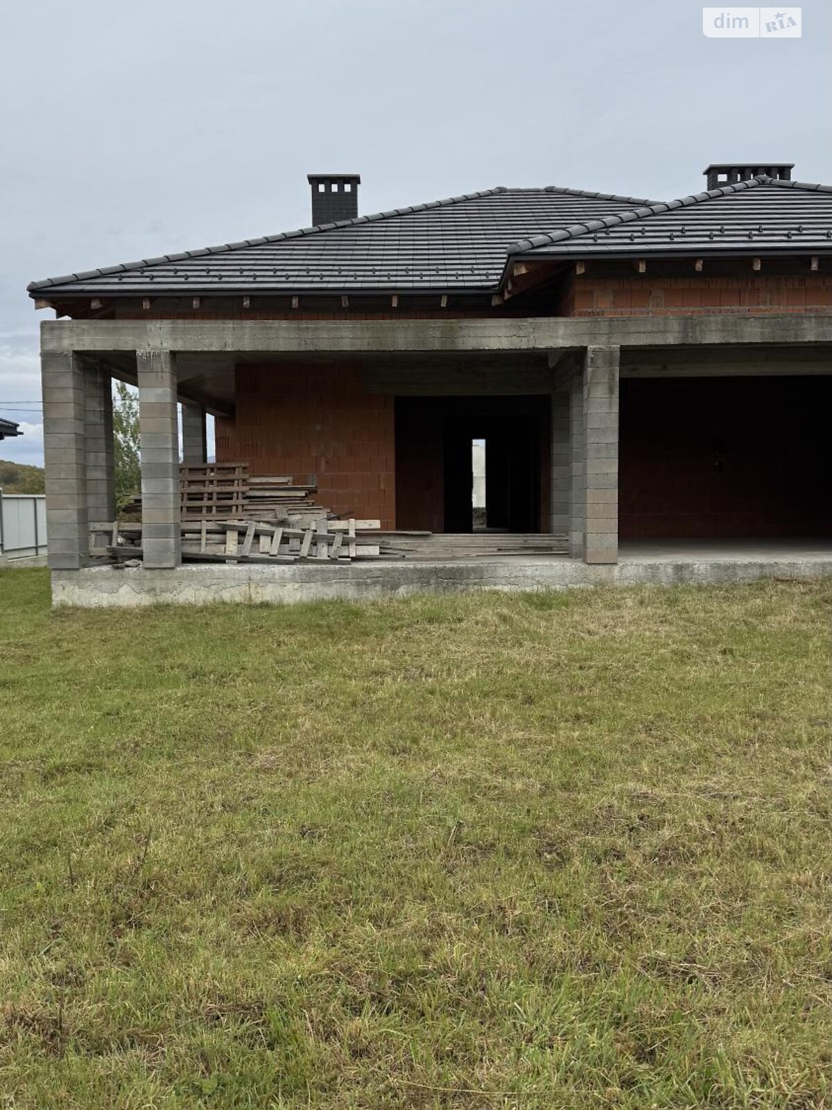 одноповерховий будинок, 164 кв. м, кирпич. Продаж в Ужгороді, район БАМ фото 1 одноповерховий будинок, 164 кв. м, кирпич. Продаж в Ужгороді, район БАМ фото 1