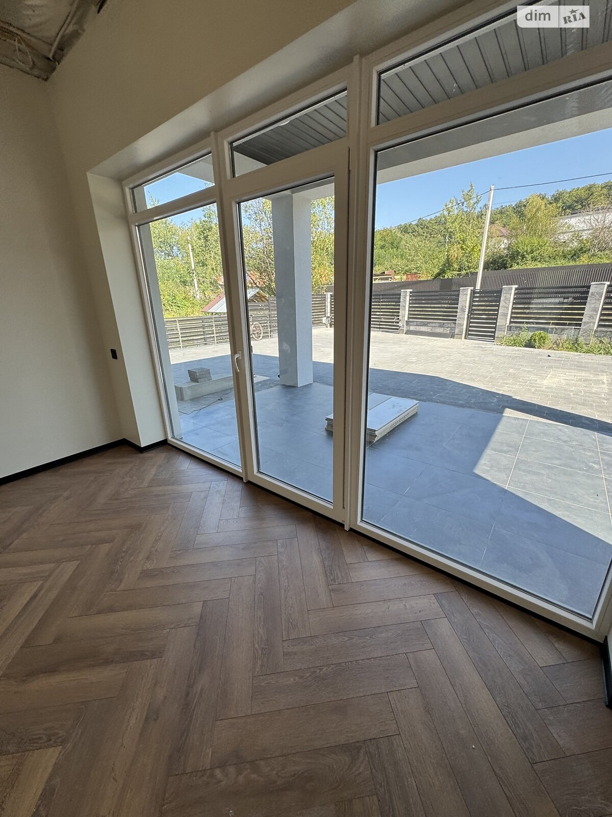 одноповерховий будинок, 160 кв. м, цегла. Продаж в Ужгороді, район БАМ фото 1