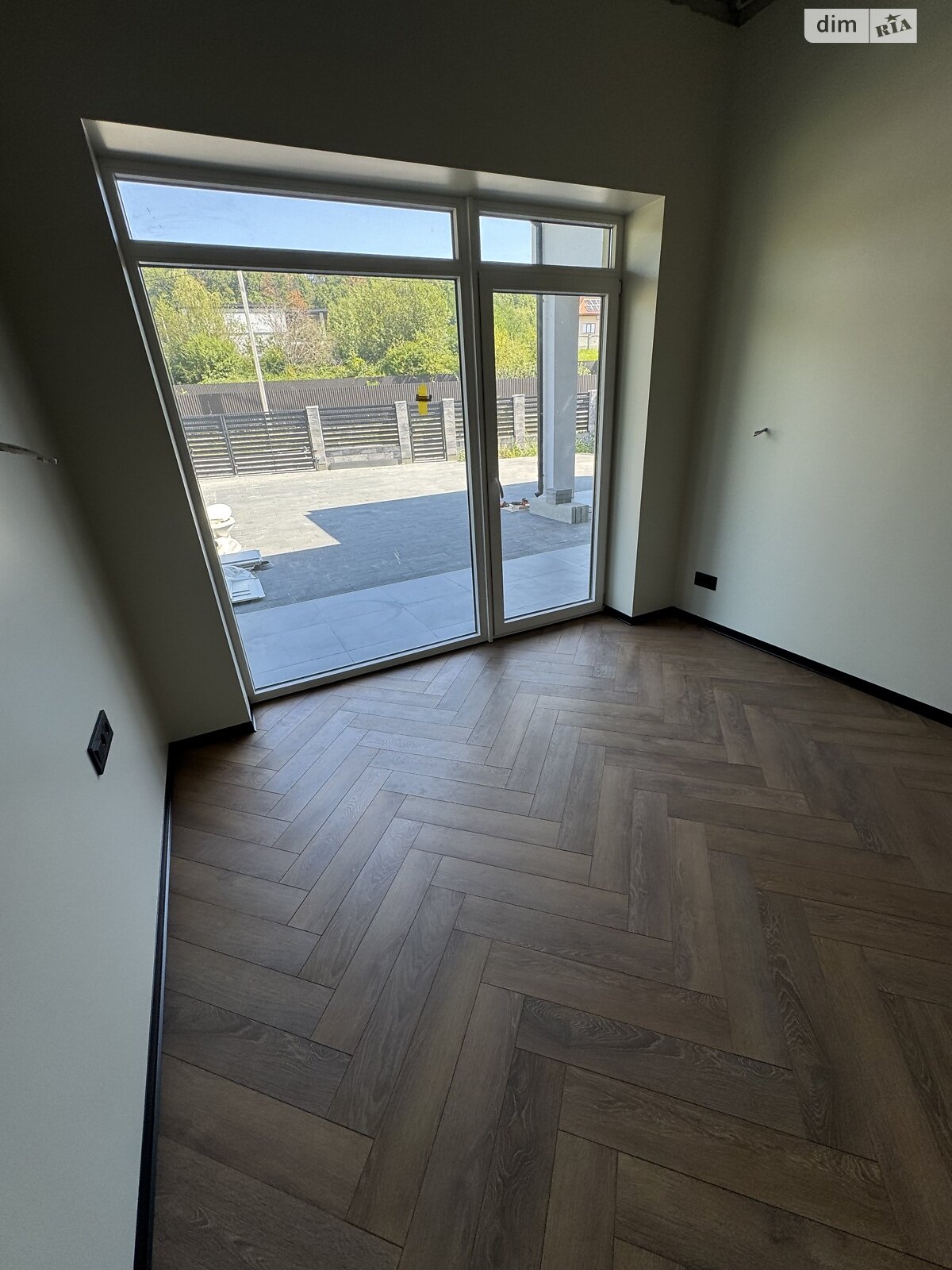 одноповерховий будинок, 160 кв. м, цегла. Продаж в Ужгороді, район БАМ фото 1