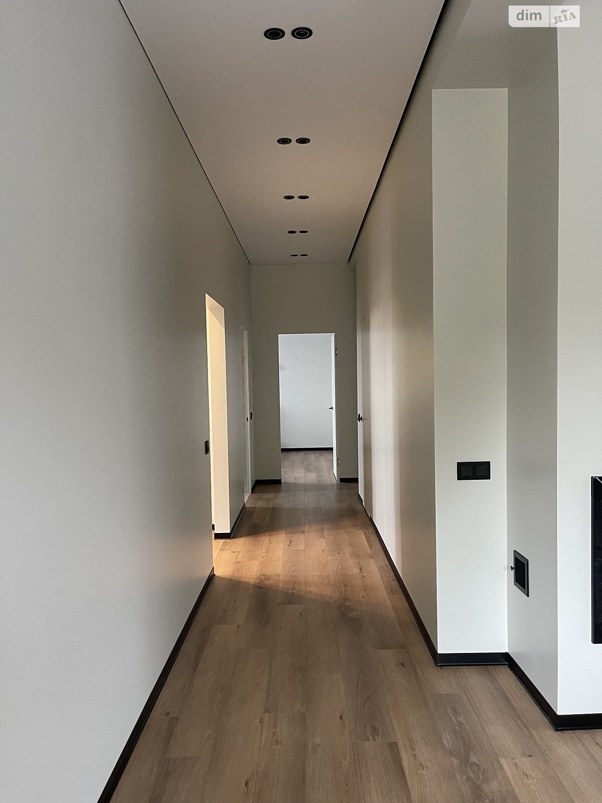 одноэтажный дом с мебелью, 220 кв. м, пеноблок. Продажа в Ужгороде район Червеница фото 1 одноэтажный дом с мебелью, 220 кв. м, пеноблок. Продажа в Ужгороде район Червеница фото 1