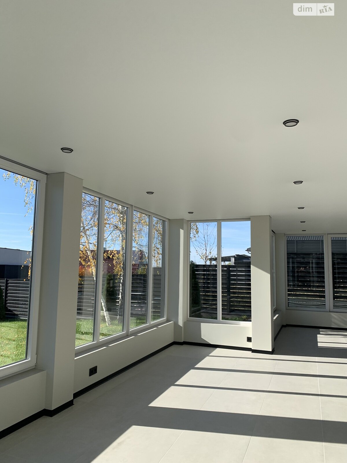 одноэтажный дом с мебелью, 220 кв. м, пеноблок. Продажа в Ужгороде район Червеница фото 1 одноэтажный дом с мебелью, 220 кв. м, пеноблок. Продажа в Ужгороде район Червеница фото 1