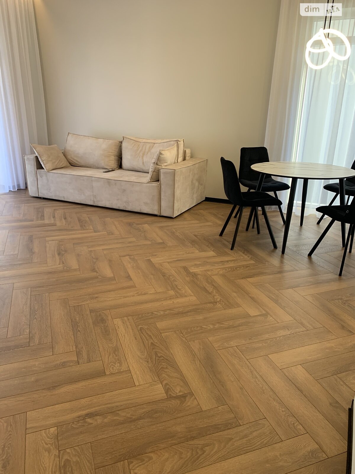 одноэтажный дом с мебелью, 220 кв. м, пеноблок. Продажа в Ужгороде район Червеница фото 1 одноэтажный дом с мебелью, 220 кв. м, пеноблок. Продажа в Ужгороде район Червеница фото 1