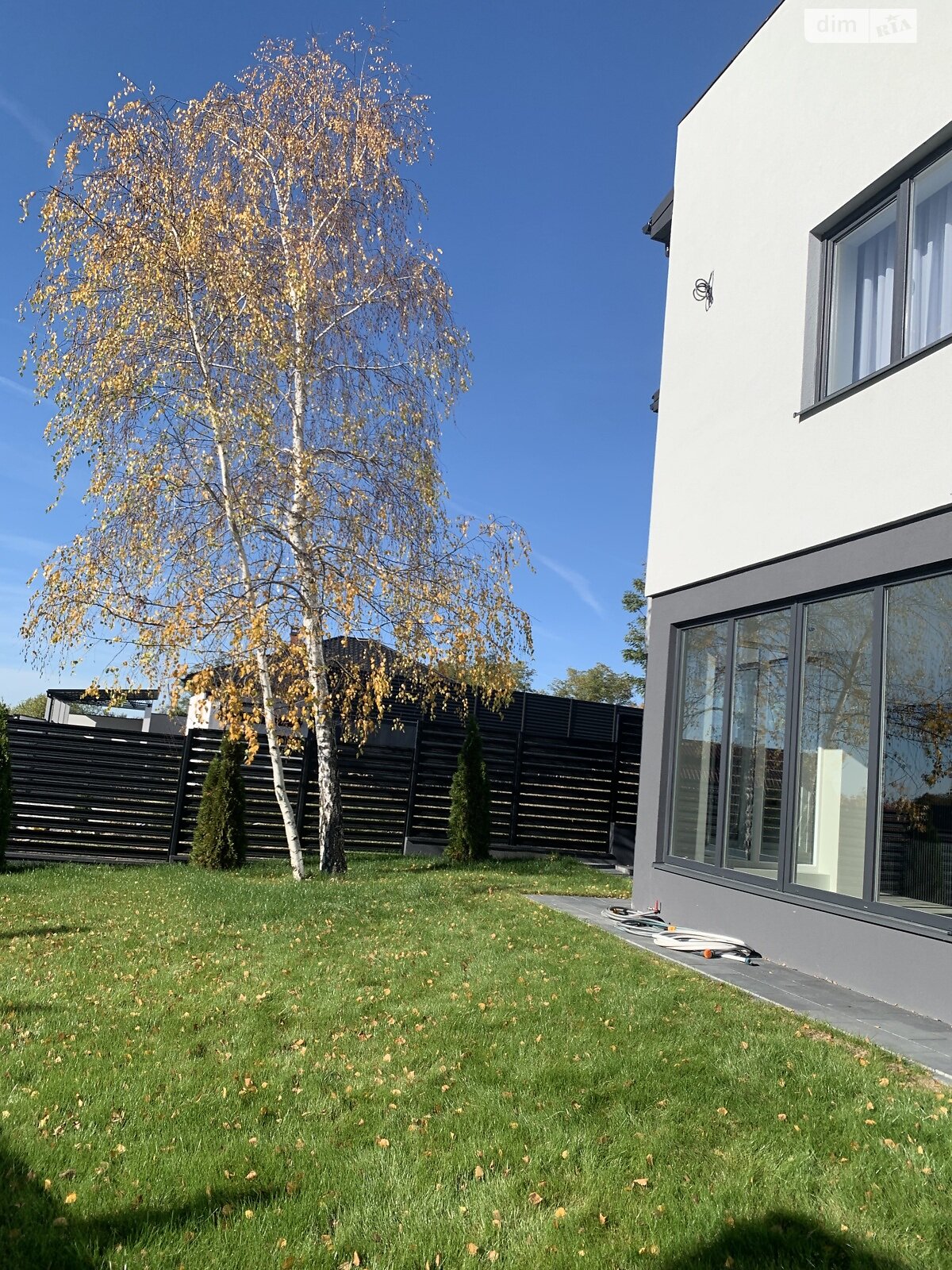 одноэтажный дом с мебелью, 220 кв. м, пеноблок. Продажа в Ужгороде район Червеница фото 1 одноэтажный дом с мебелью, 220 кв. м, пеноблок. Продажа в Ужгороде район Червеница фото 1