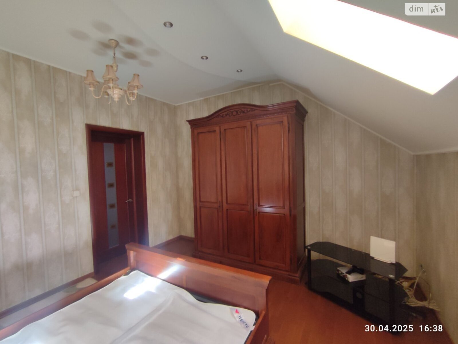 двоповерховий будинок з гаражем, 295 кв. м, цегла. Продаж в Ужгороді, район Боздош фото 1 двоповерховий будинок з гаражем, 295 кв. м, цегла. Продаж в Ужгороді, район Боздош фото 1