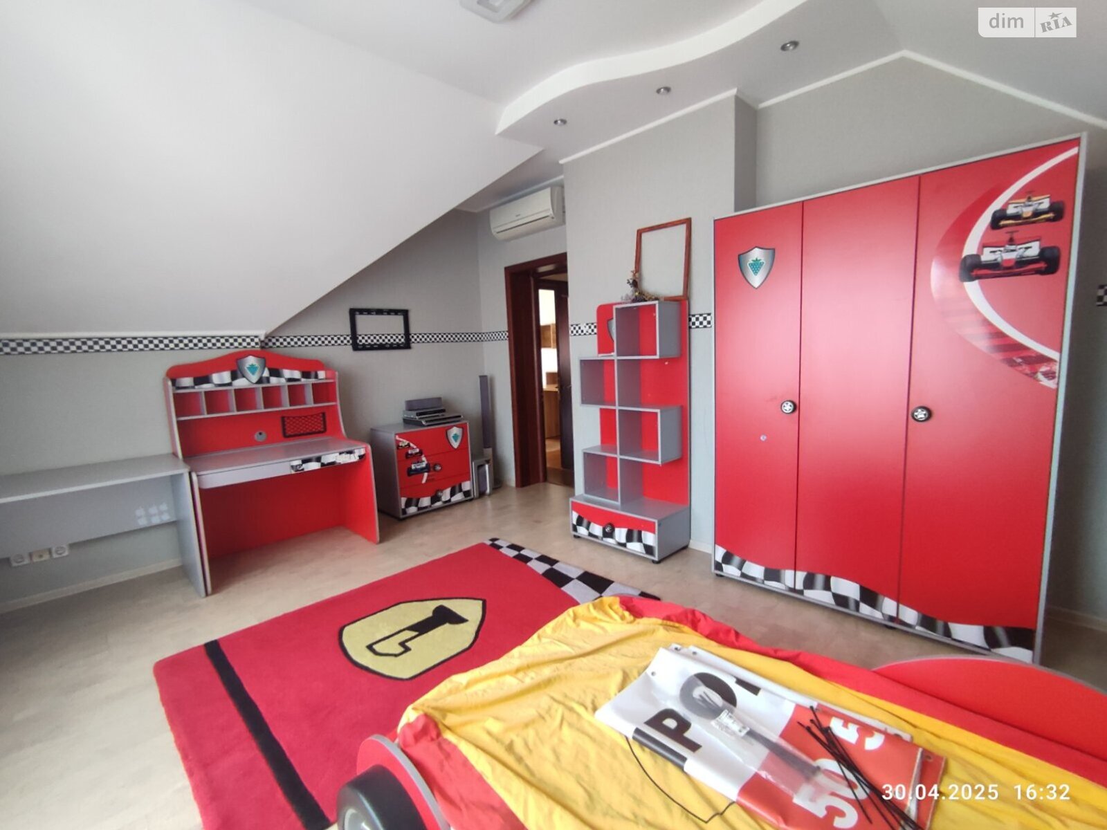 двоповерховий будинок з гаражем, 295 кв. м, цегла. Продаж в Ужгороді, район Боздош фото 1 двоповерховий будинок з гаражем, 295 кв. м, цегла. Продаж в Ужгороді, район Боздош фото 1