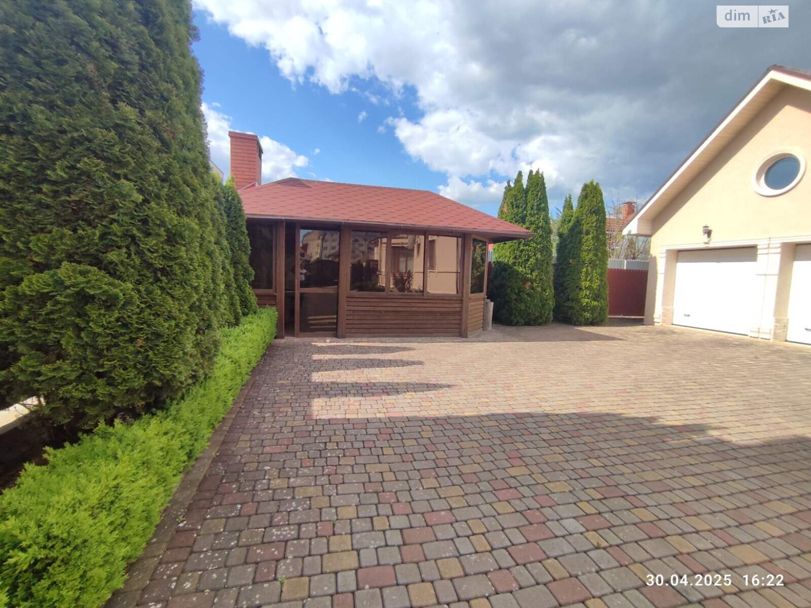 двоповерховий будинок з гаражем, 295 кв. м, цегла. Продаж в Ужгороді, район Боздош фото 1 двоповерховий будинок з гаражем, 295 кв. м, цегла. Продаж в Ужгороді, район Боздош фото 1