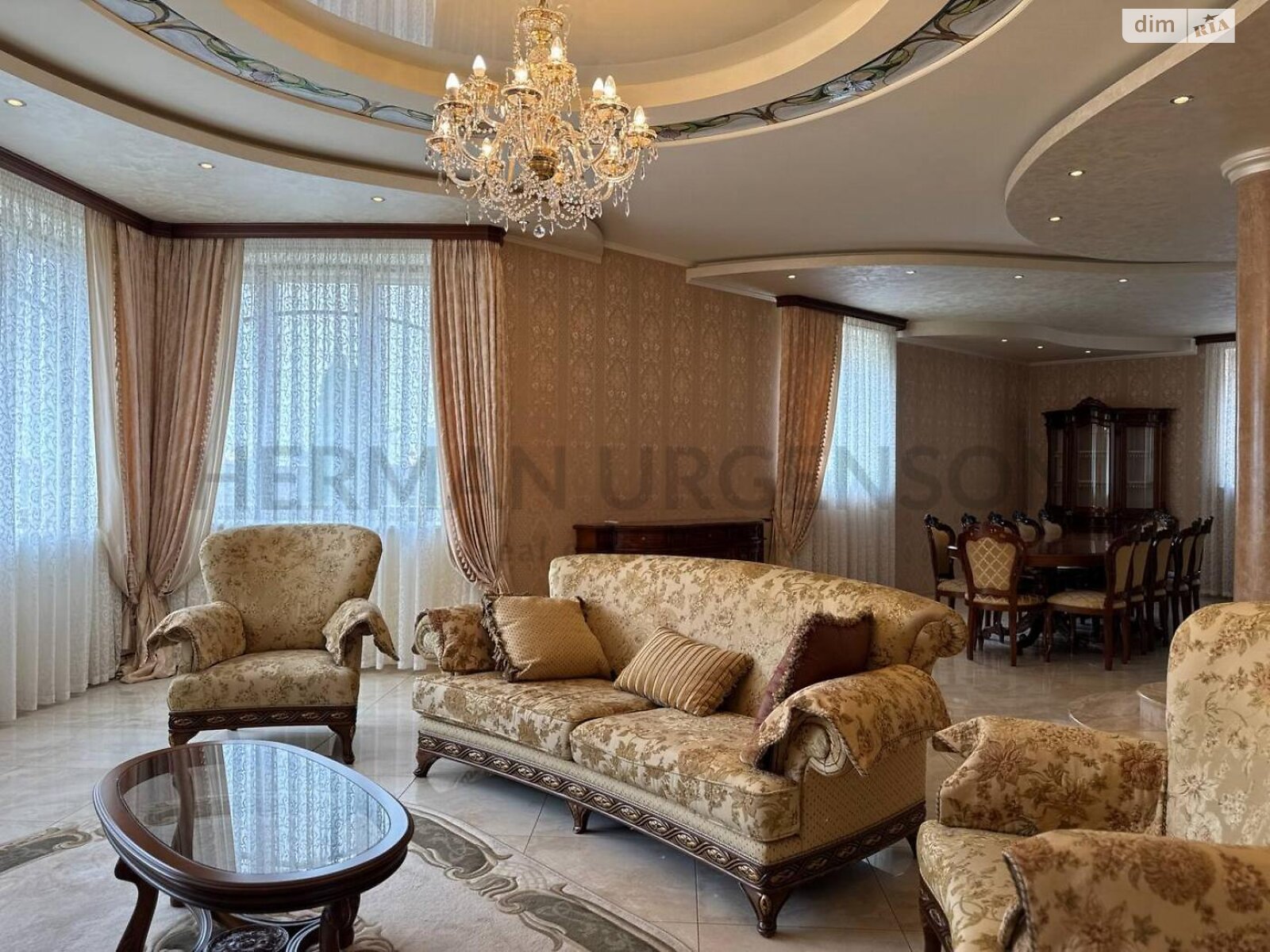 двухэтажный дом с ремонтом, 298 кв. м, кирпич. Продажа в Ужгороде район Боздош фото 1 двухэтажный дом с ремонтом, 298 кв. м, кирпич. Продажа в Ужгороде район Боздош фото 1