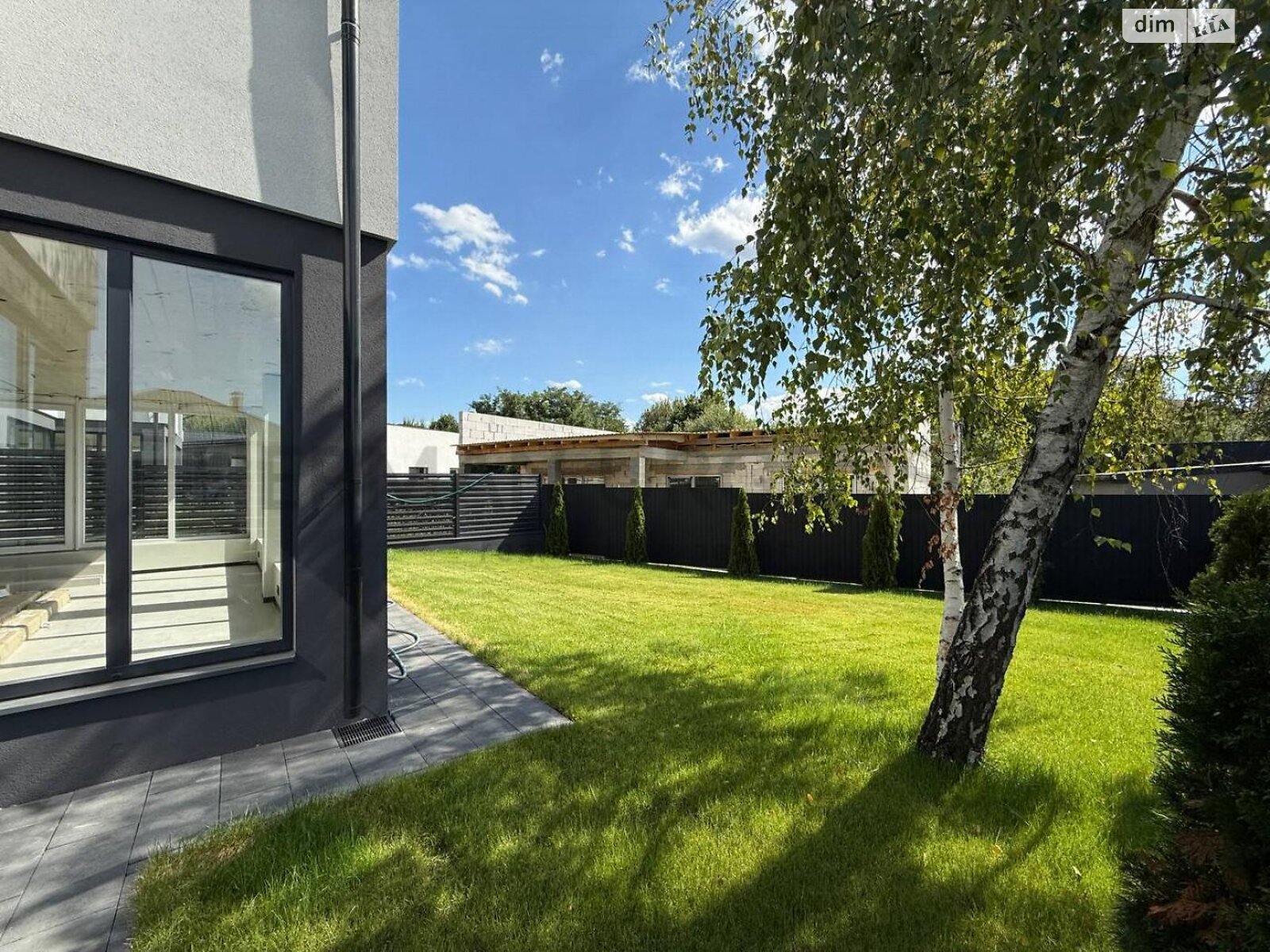 двоповерховий будинок з опаленням, 220 кв. м, кирпич. Продаж в Ужгороді, район Червениця фото 1