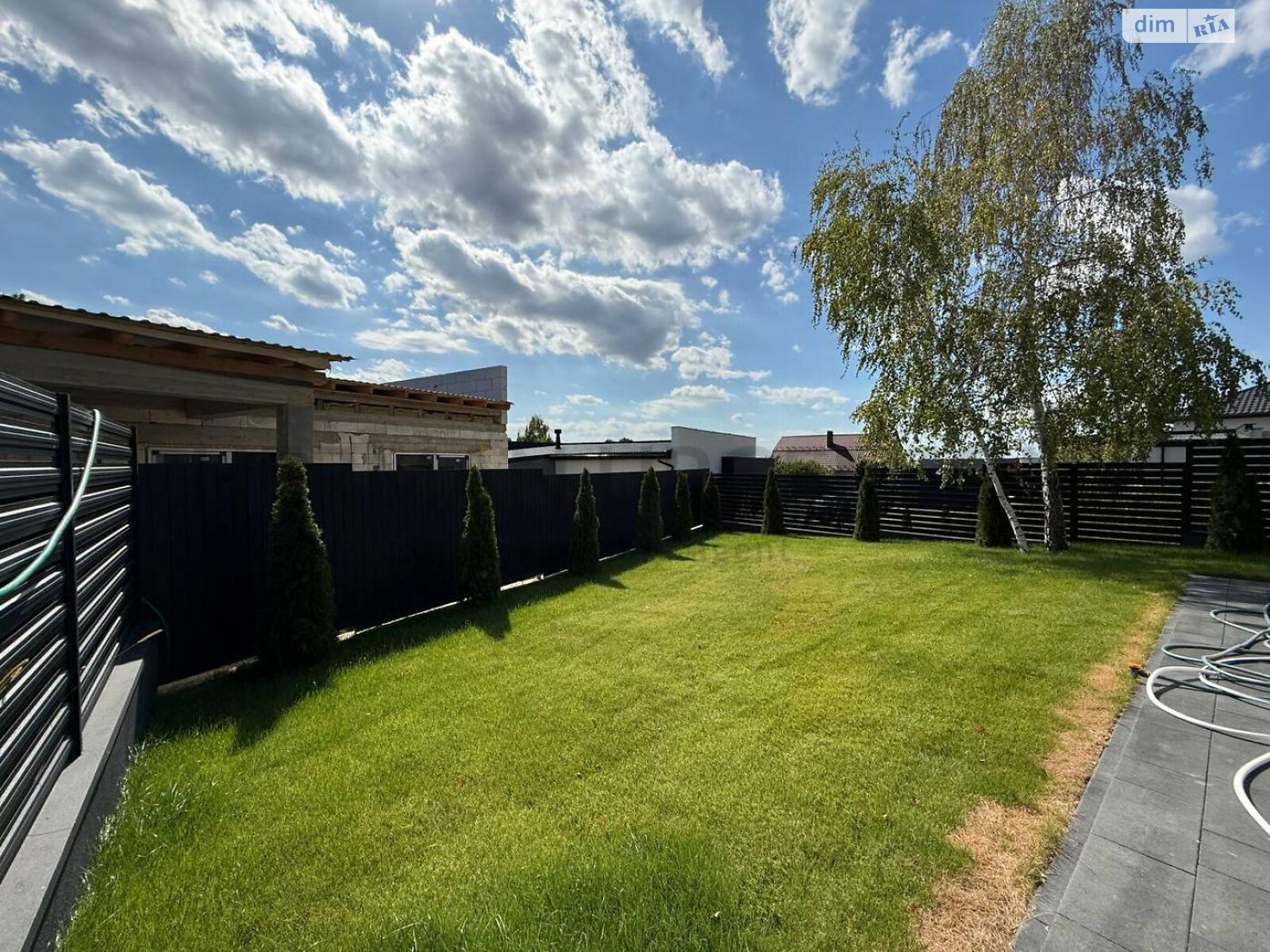 двоповерховий будинок з опаленням, 220 кв. м, кирпич. Продаж в Ужгороді, район Червениця фото 1